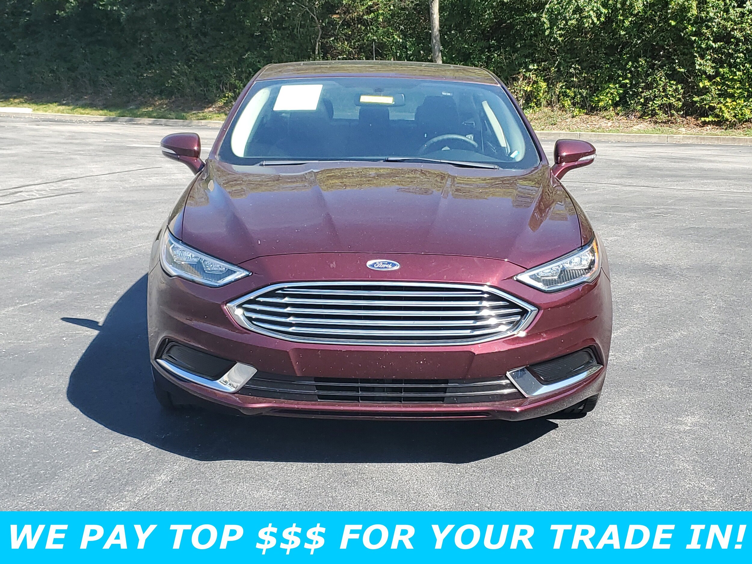 2018 Ford Fusion SE photo 2