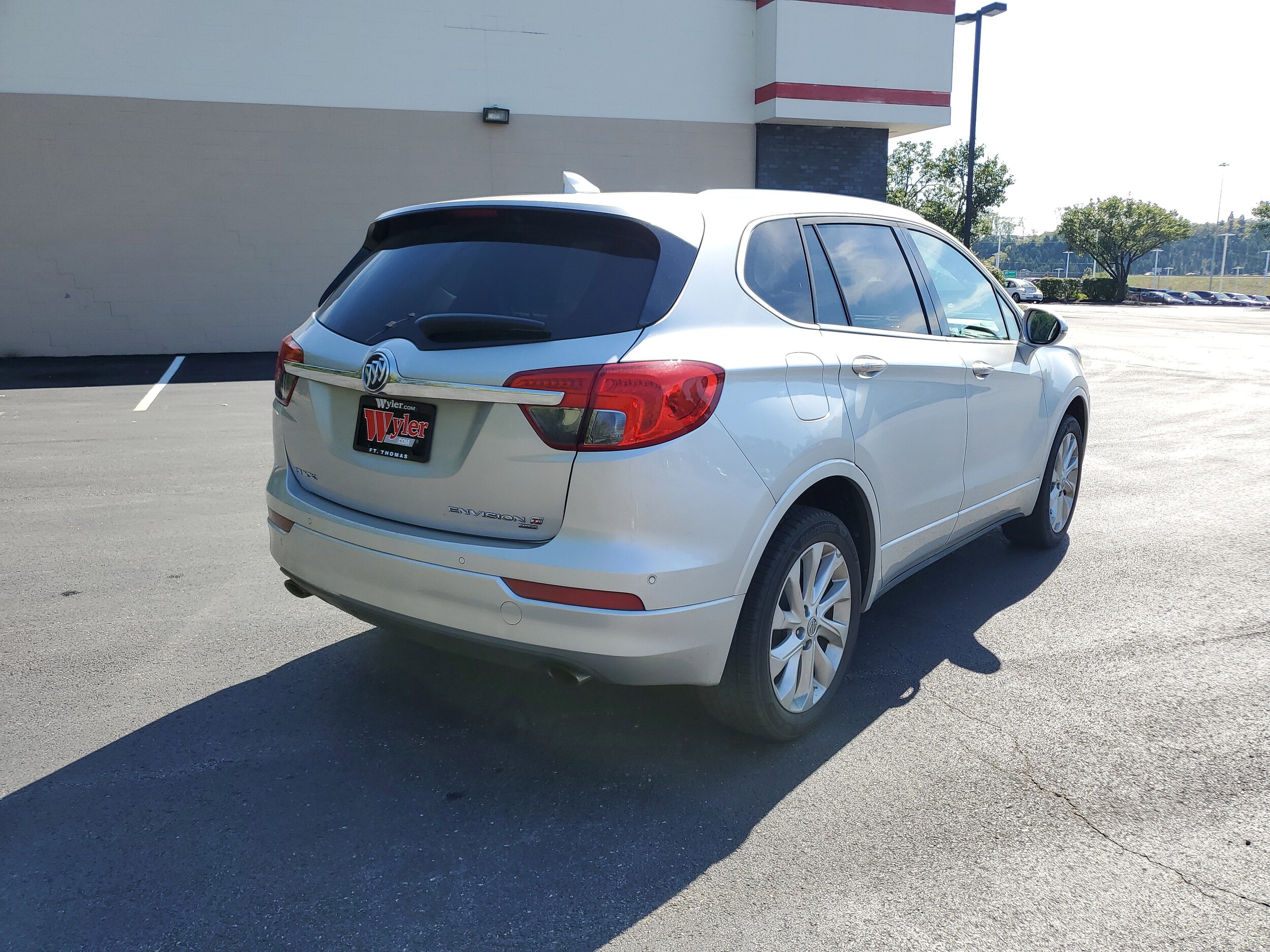 2016 Buick Envision Premium I photo 2