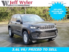 2025 Jeep Grand Cherokee LAREDO 4X2 Sport Utility Ft Thomas