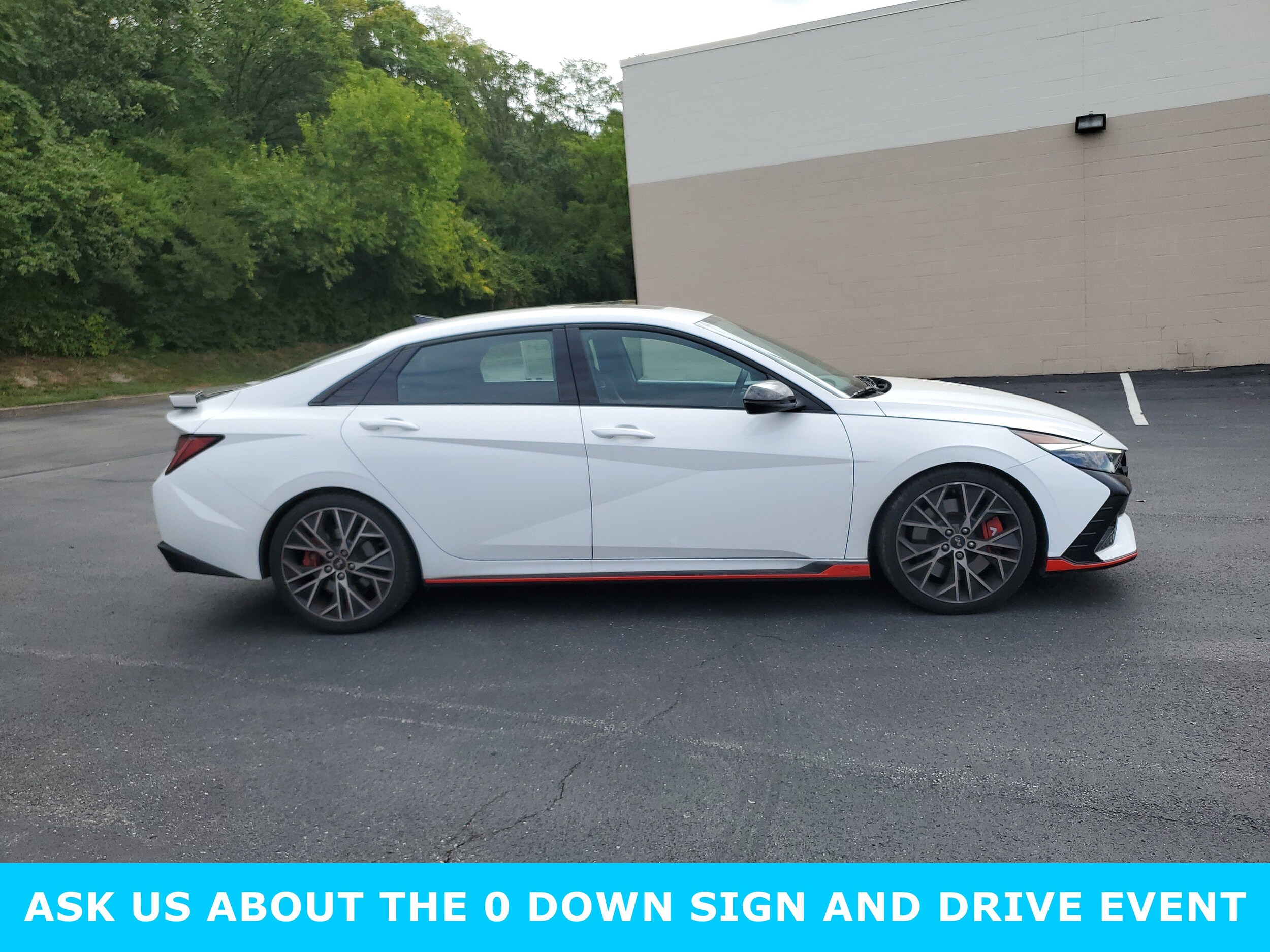 2023 Hyundai Elantra N photo 3