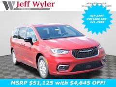 2026 Chrysler Pacifica SELECT Passenger Van Ft THomas
