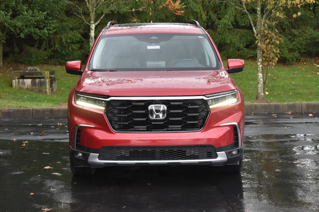 Used 2023 Honda Pilot Elite AWD SUV