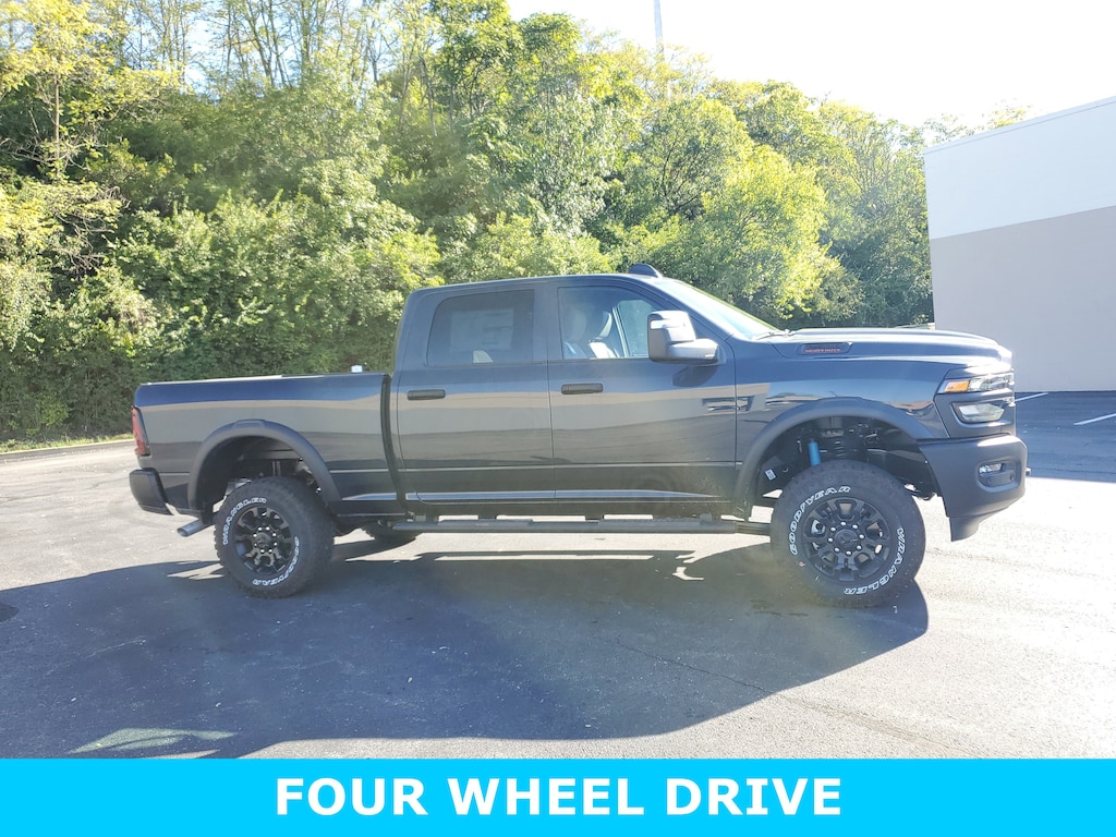 New 2026 Ram 2500 TRADESMAN CREW CAB 4X4 6'4 BOX Pickup