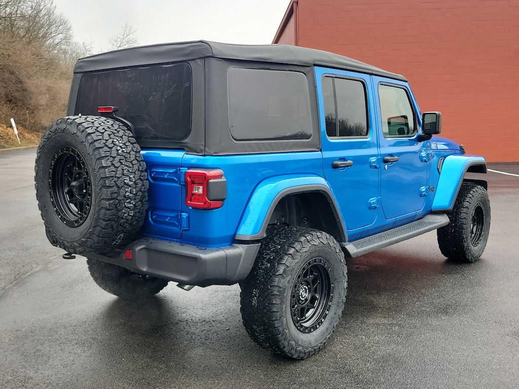 New 2026 Jeep Wrangler 4-DOOR SAHARA Sport Utility