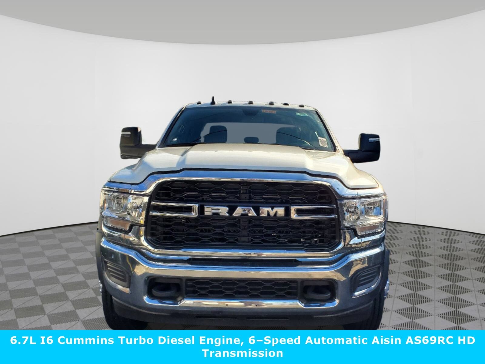 2024 Ram 5500 photo 2