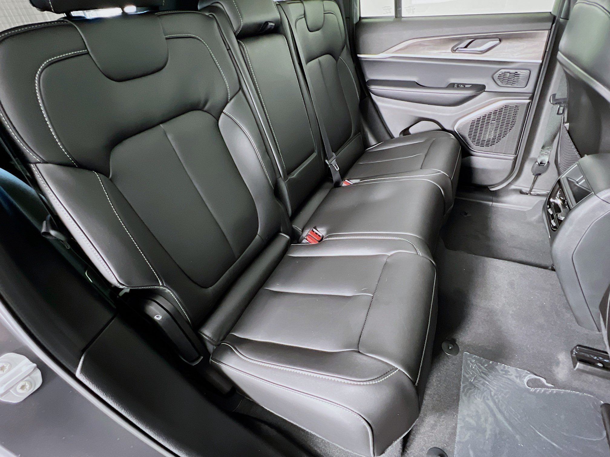 2025 Jeep Grand Cherokee Limited - Photo 26