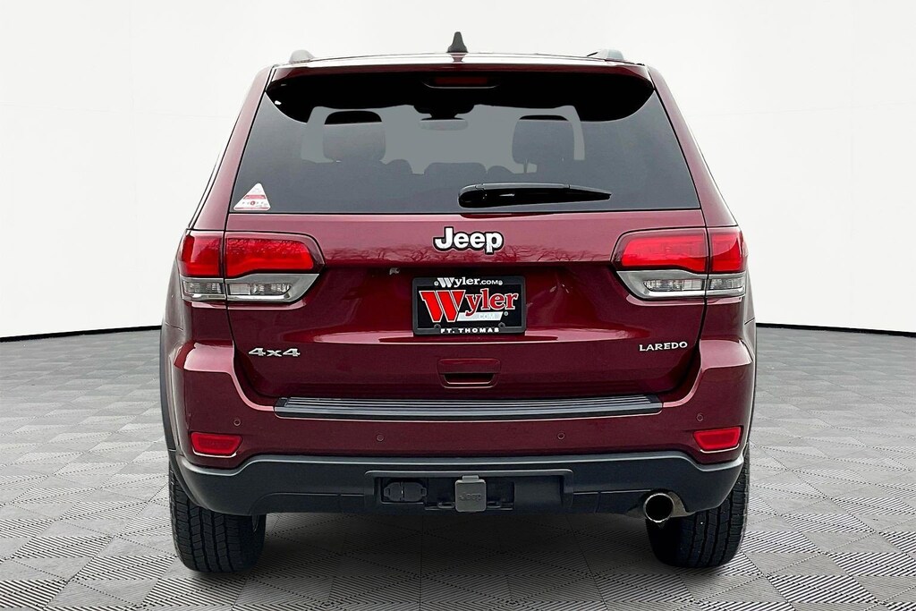 Used 2021 Jeep Grand Cherokee Laredo E 4x4 SUV