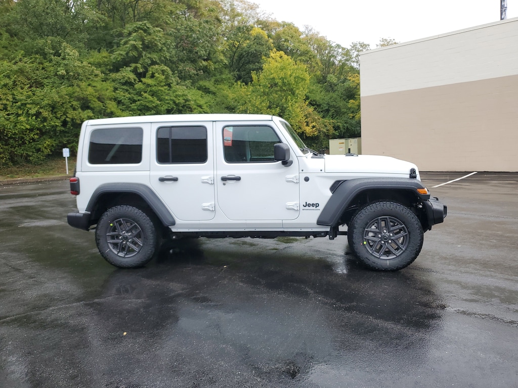 New 2026 Jeep Wrangler 4-DOOR SPORT S Sport Utility