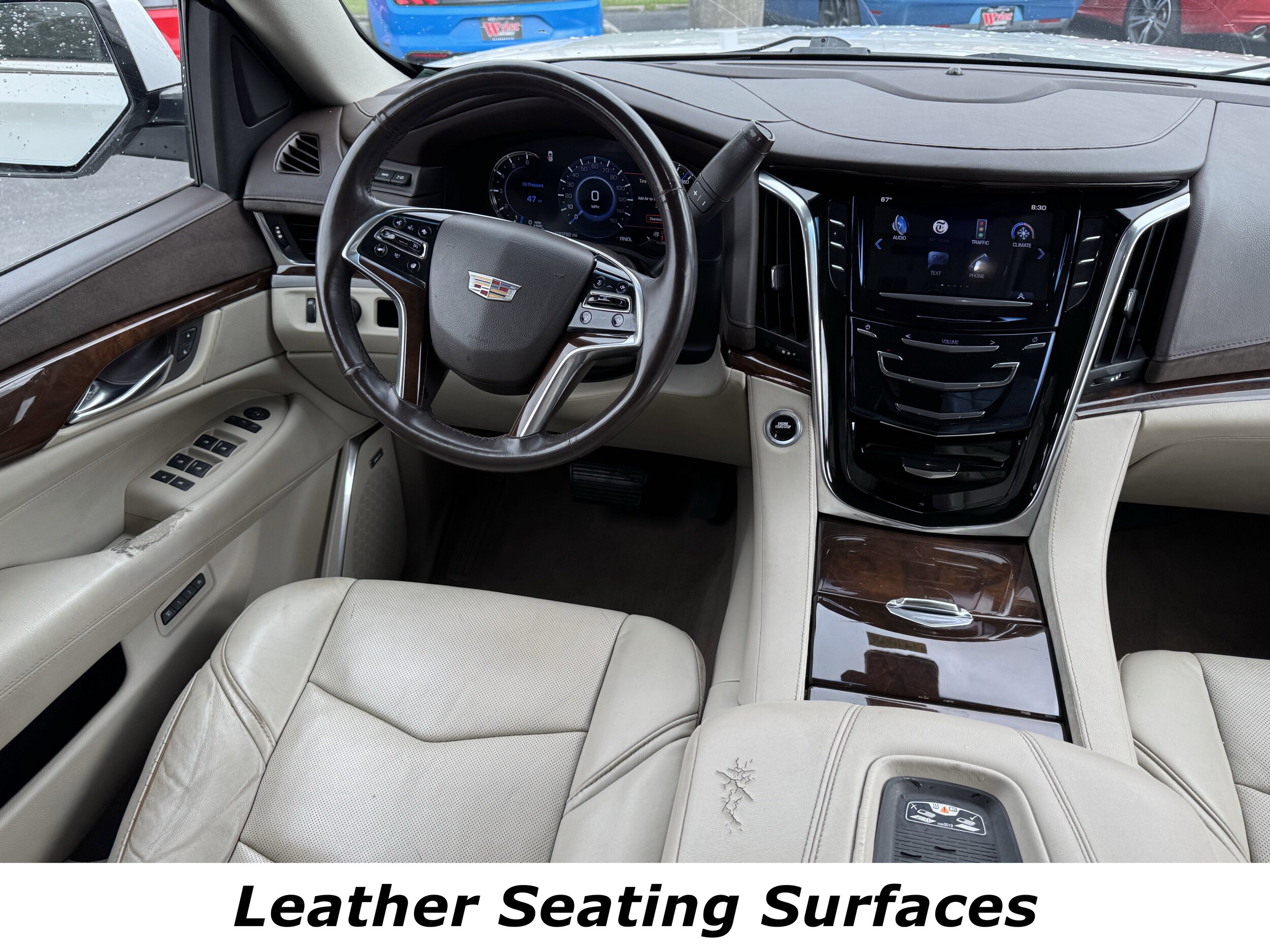 2017 Cadillac Escalade Premium Luxury photo 3