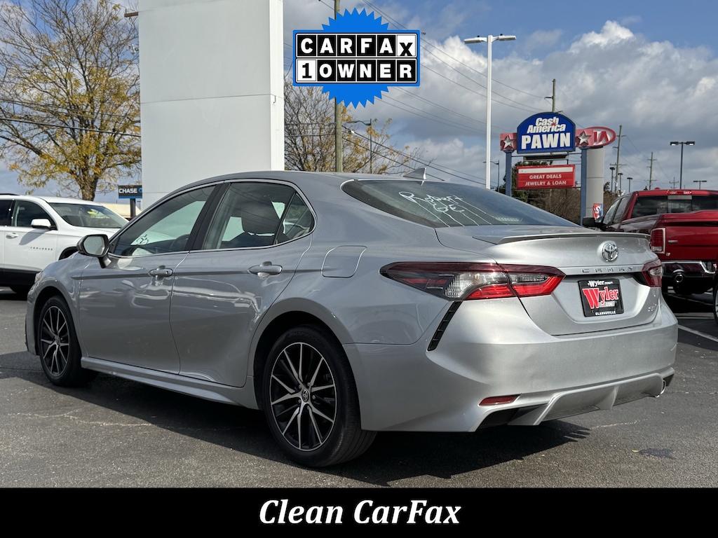 Used 2024 Toyota Camry SE Sedan