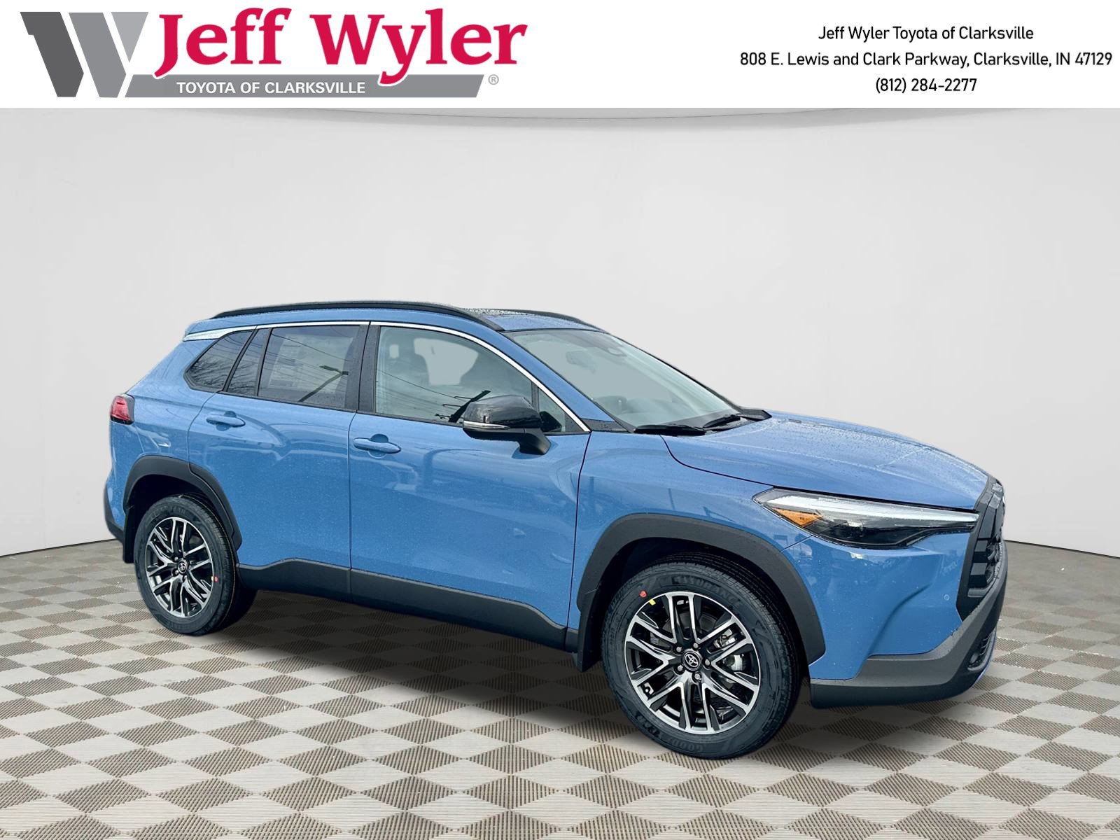 2026 Toyota Corolla Cross XLE's photo