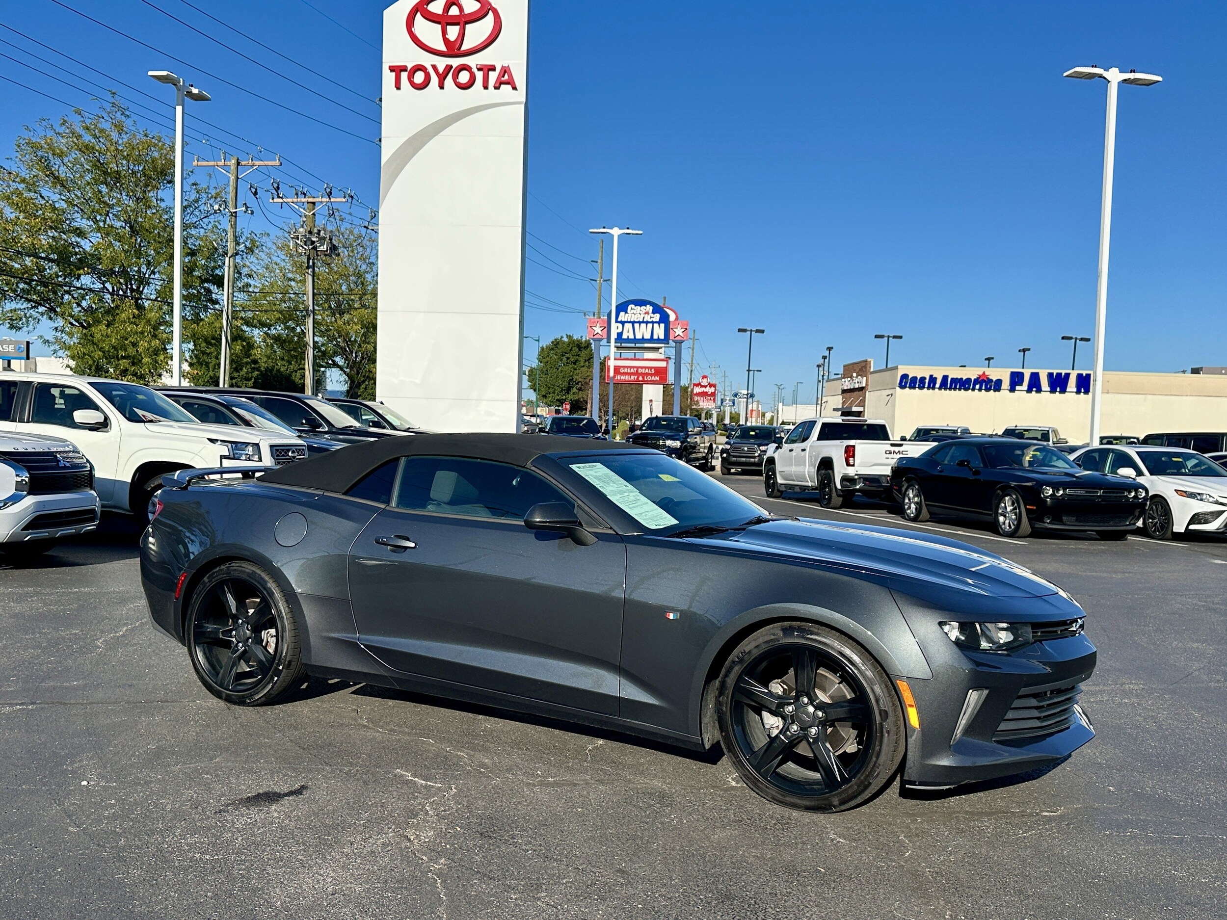 2018 Chevrolet Camaro 1LT photo 2