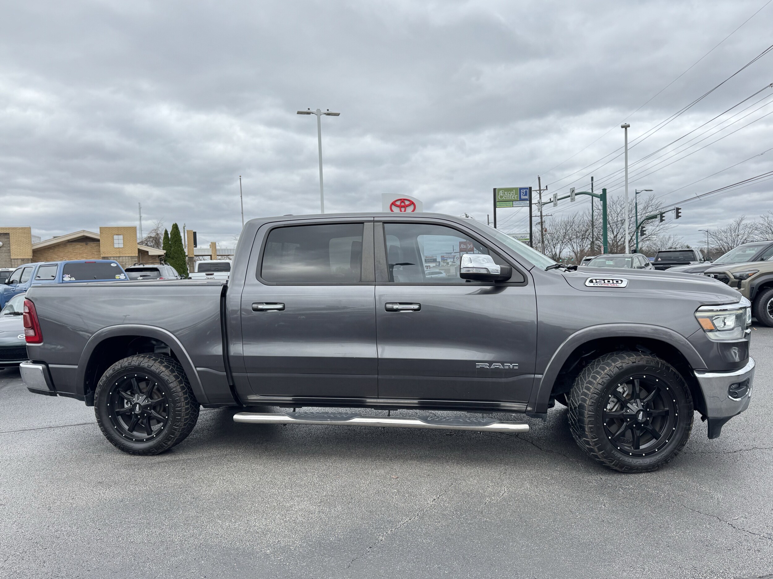 2020 Ram 1500 Laramie photo 2