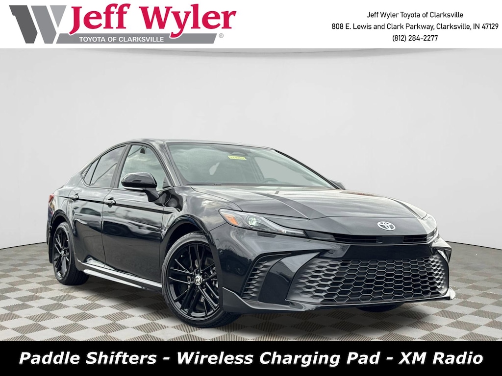 Used 2025 Toyota Camry SE Sedan