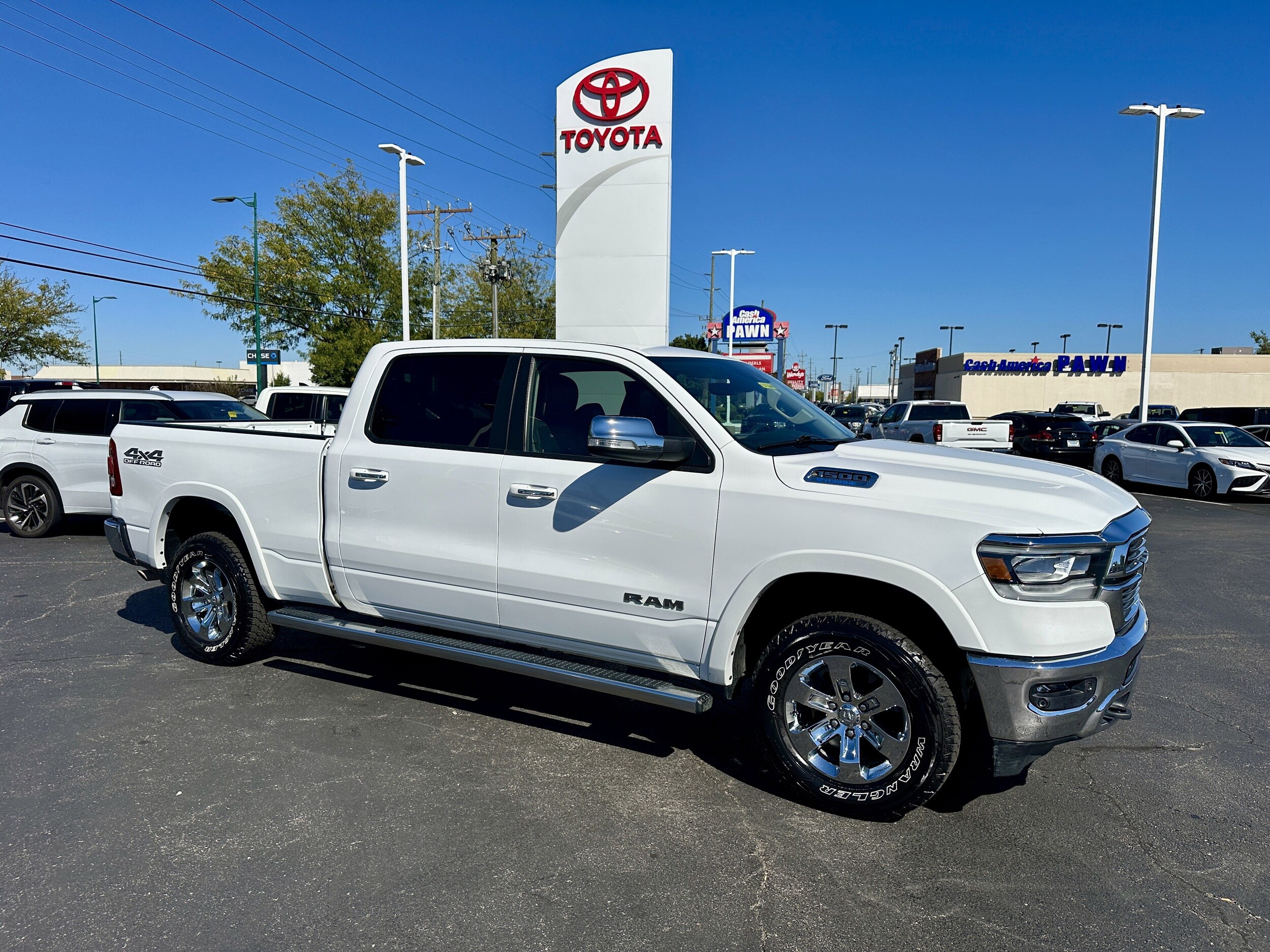 2022 Ram 1500 Laramie photo 3