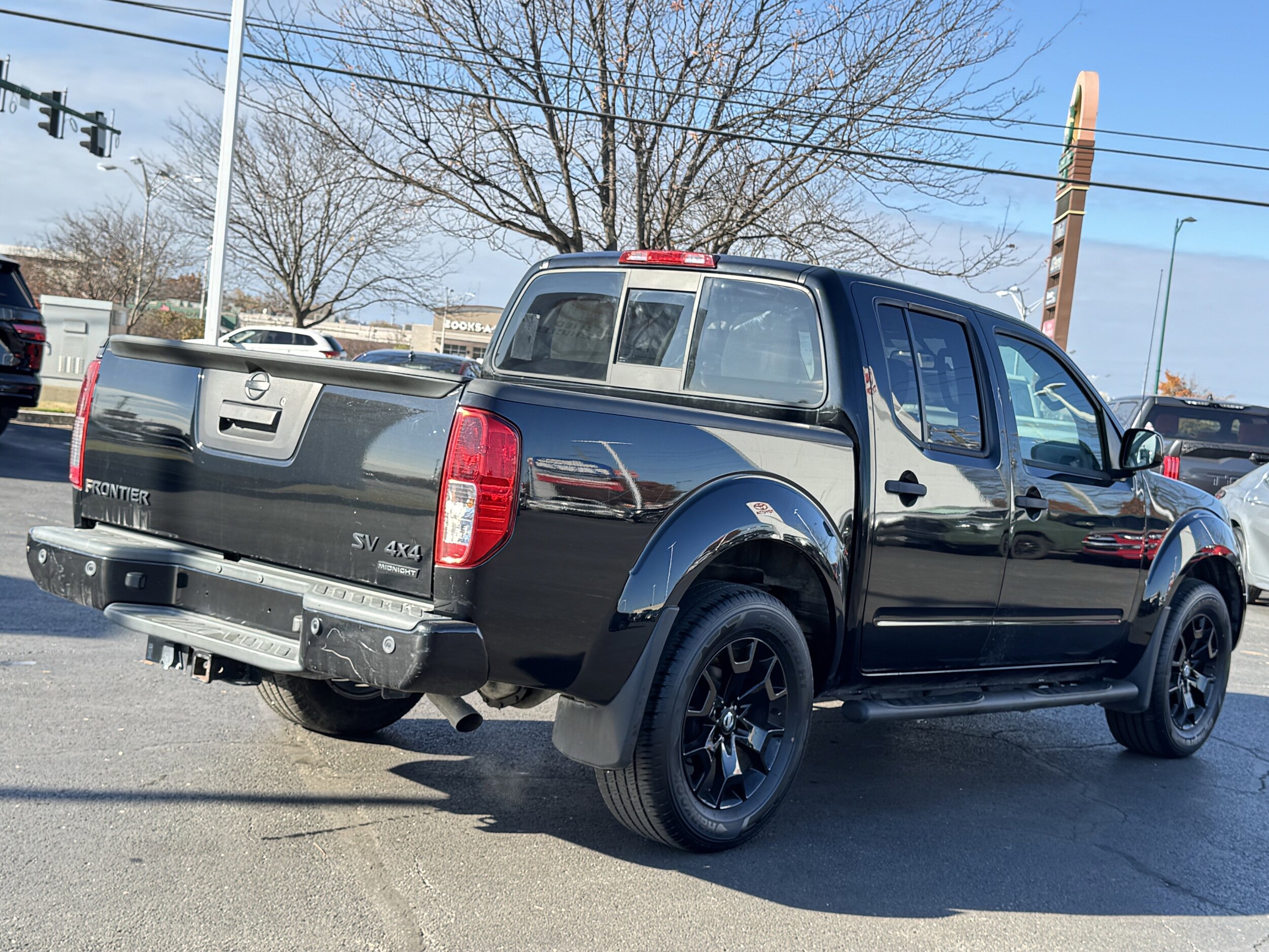 2021 Nissan Frontier SV photo 3