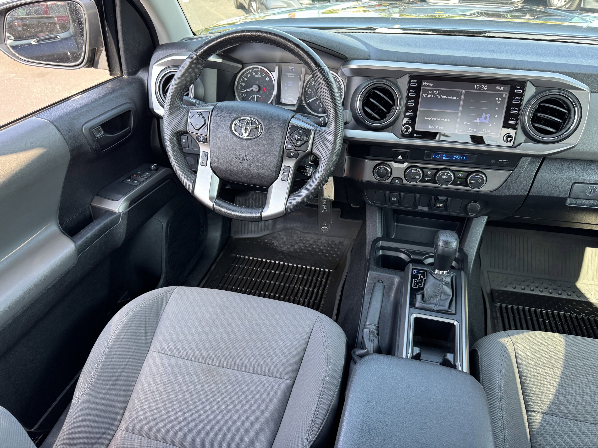 2022 Toyota Tacoma SR5 V6 photo 4