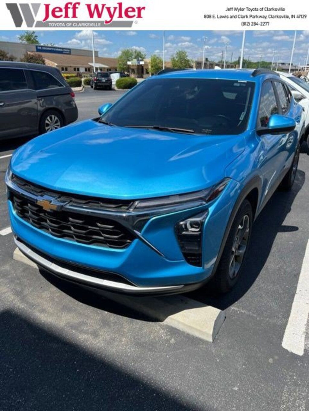 Used 2025 Chevrolet Trax LT SUV