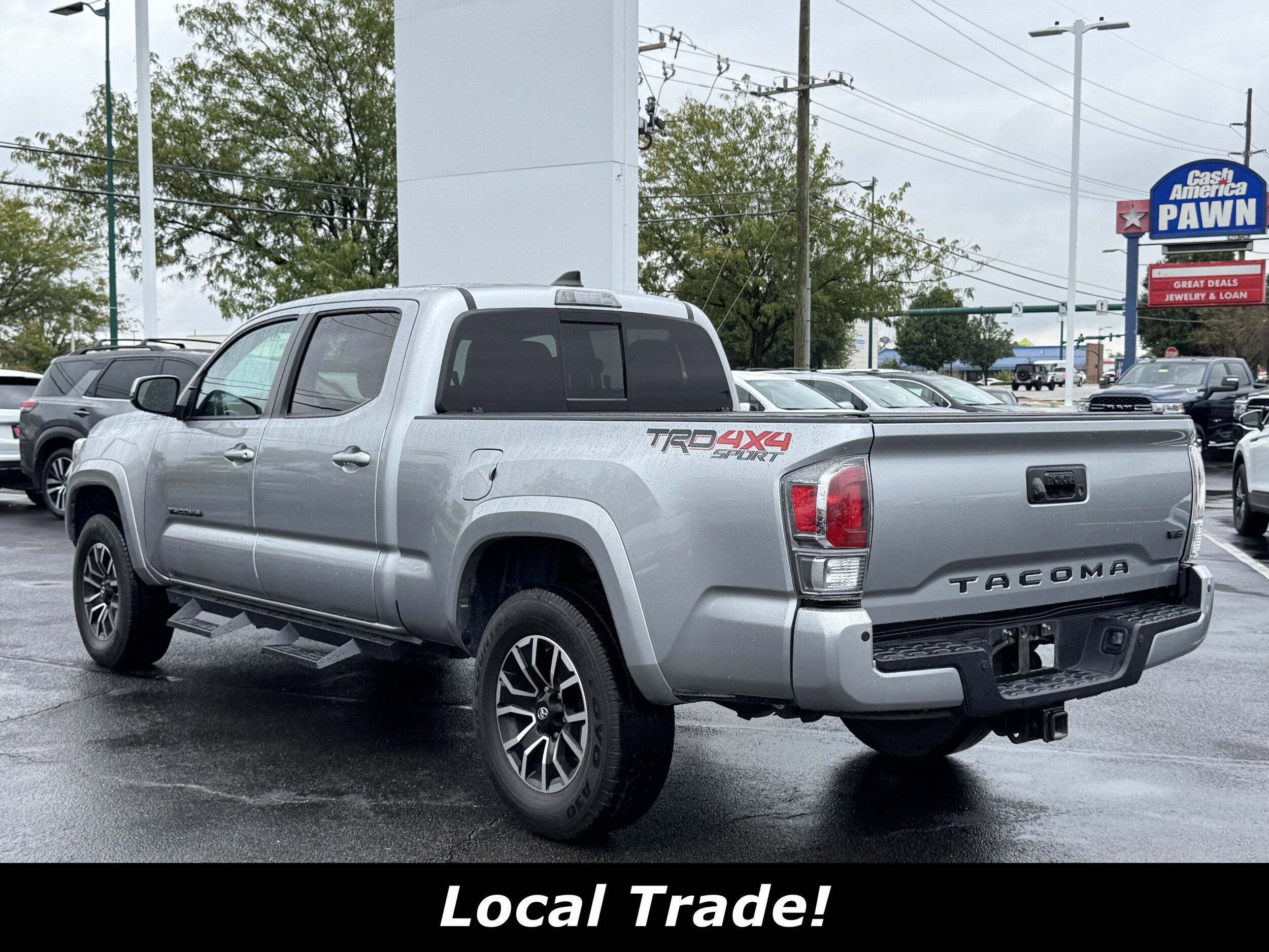 2023 Toyota Tacoma TRD Sport V6 photo 2