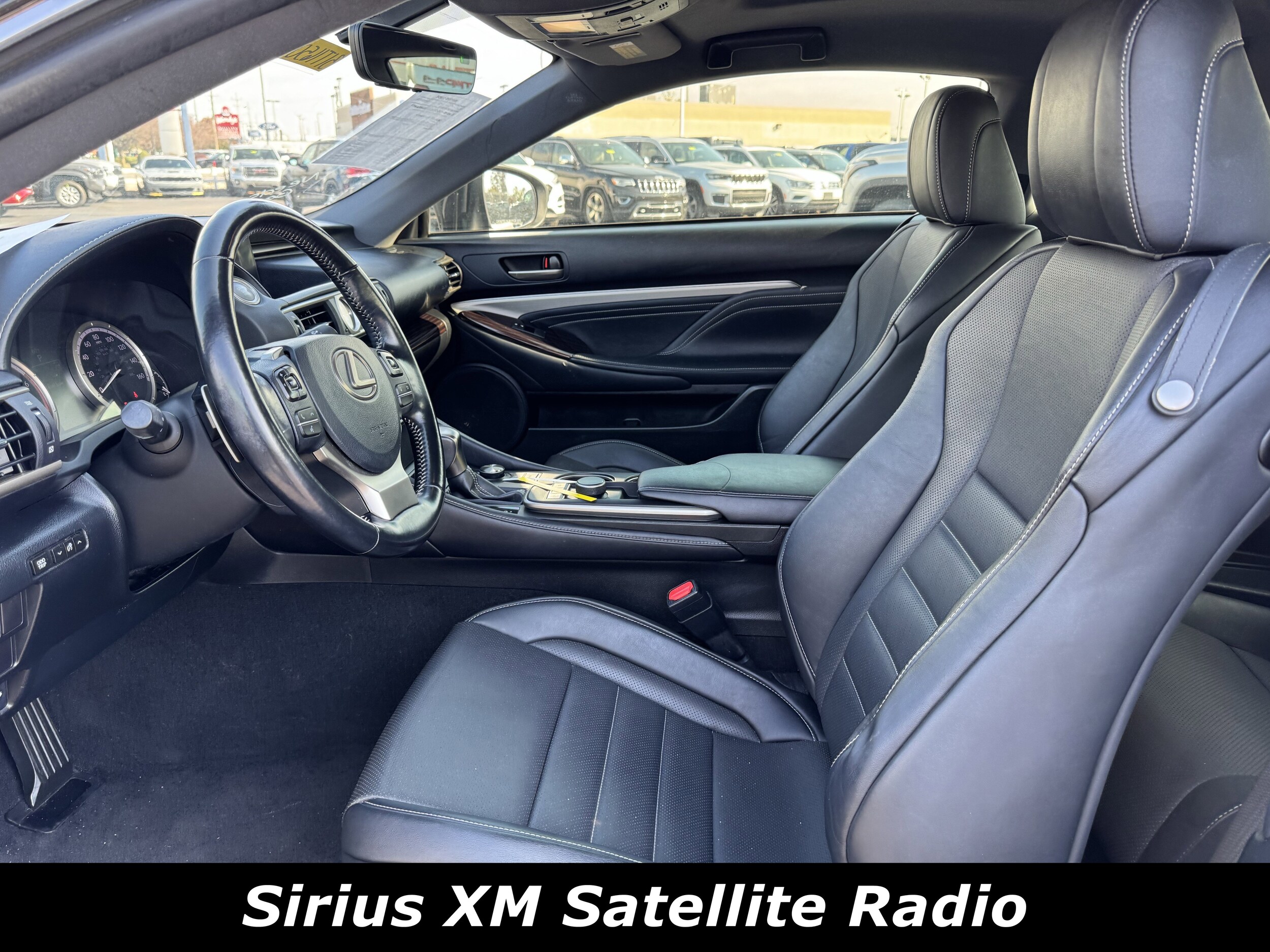 2017 Lexus RC 200t photo 3