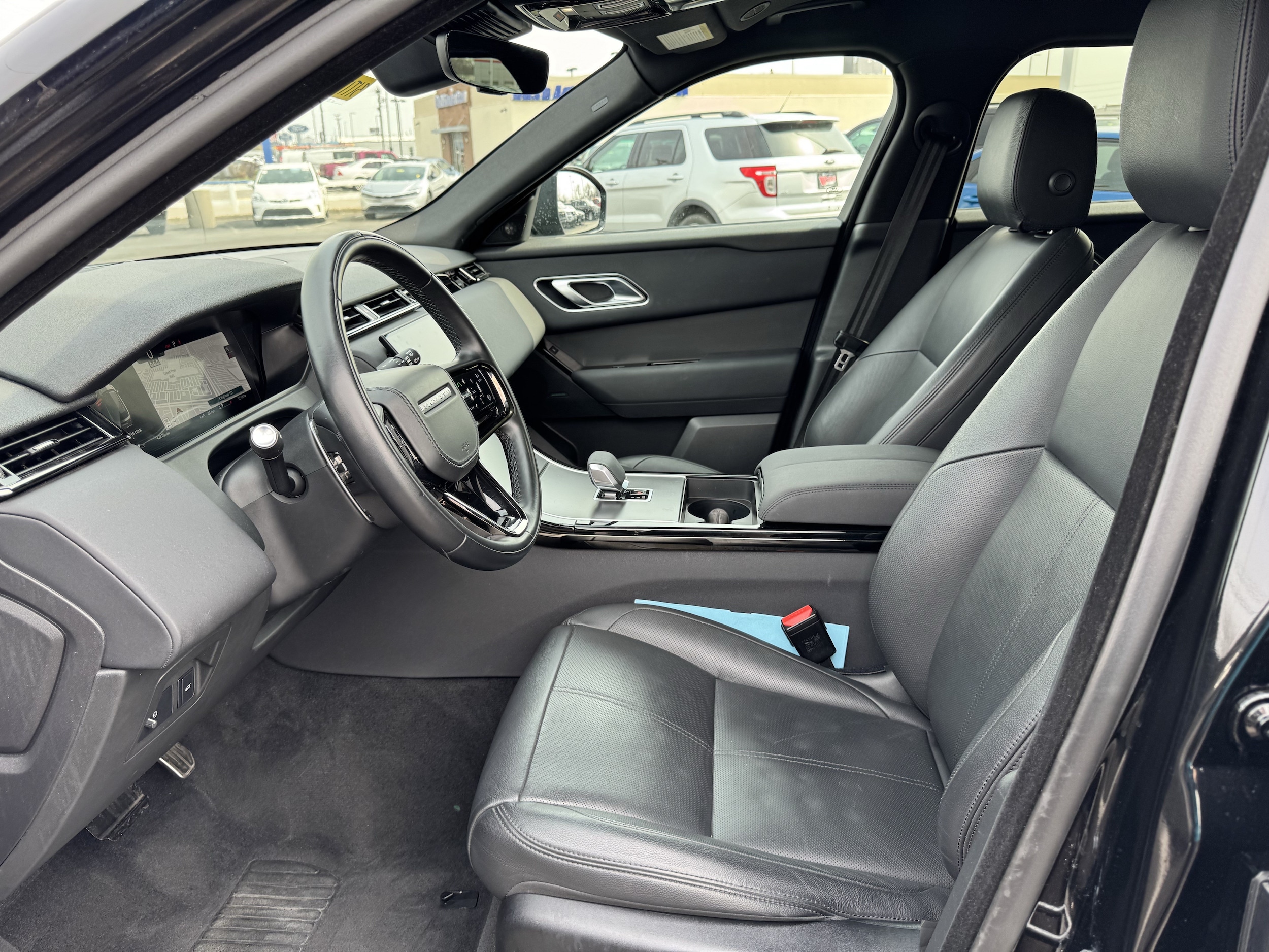 2025 Land Rover Range Rover Velar Dynamic SE - Photo 28