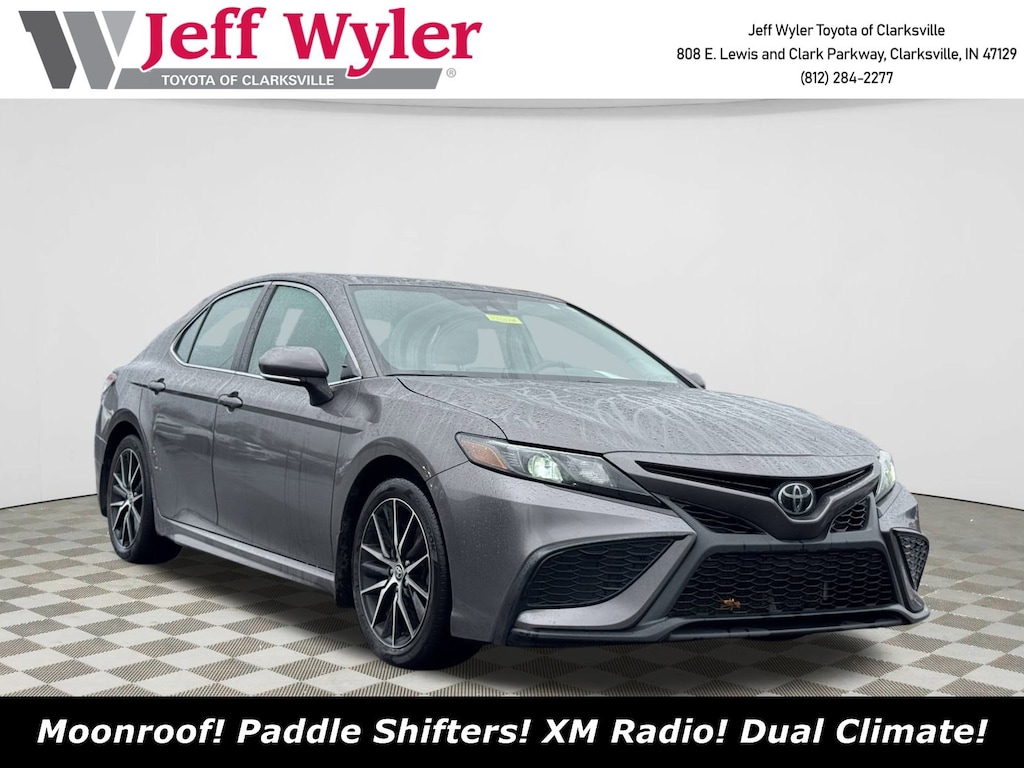 Used 2023 Toyota Camry SE Sedan