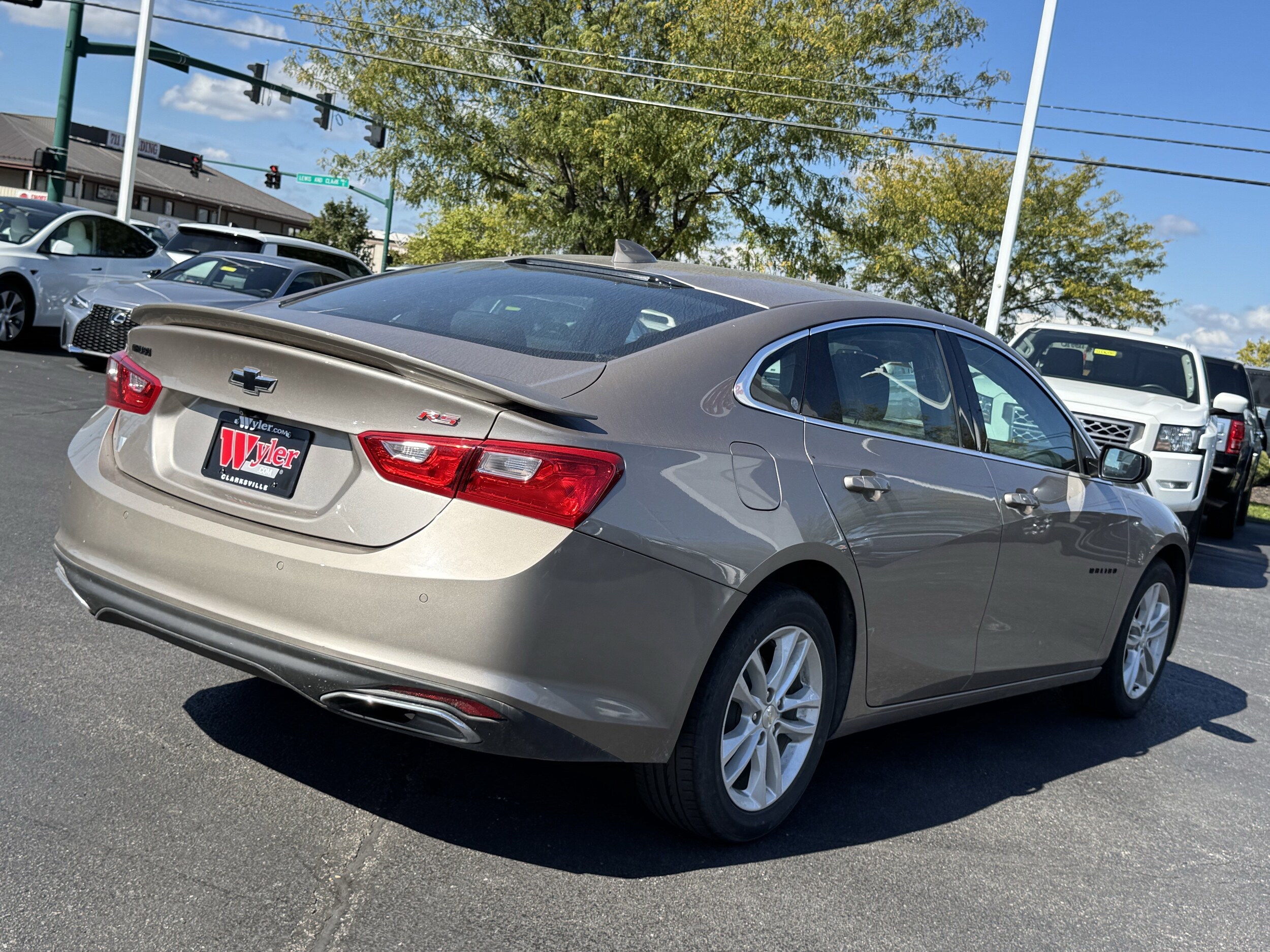 2023 Chevrolet Malibu RS photo 3