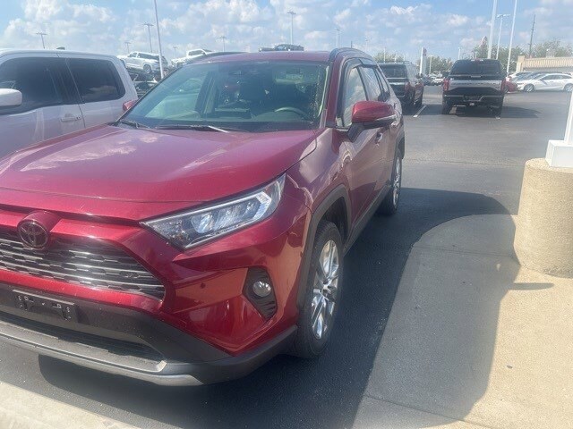 2021 Toyota RAV4 Limited photo 2