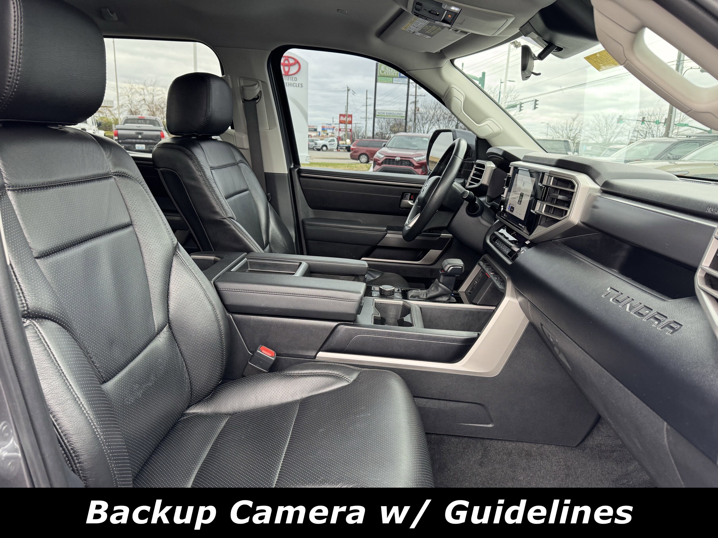 2022 Toyota Tundra SR5 CrewMax photo 4