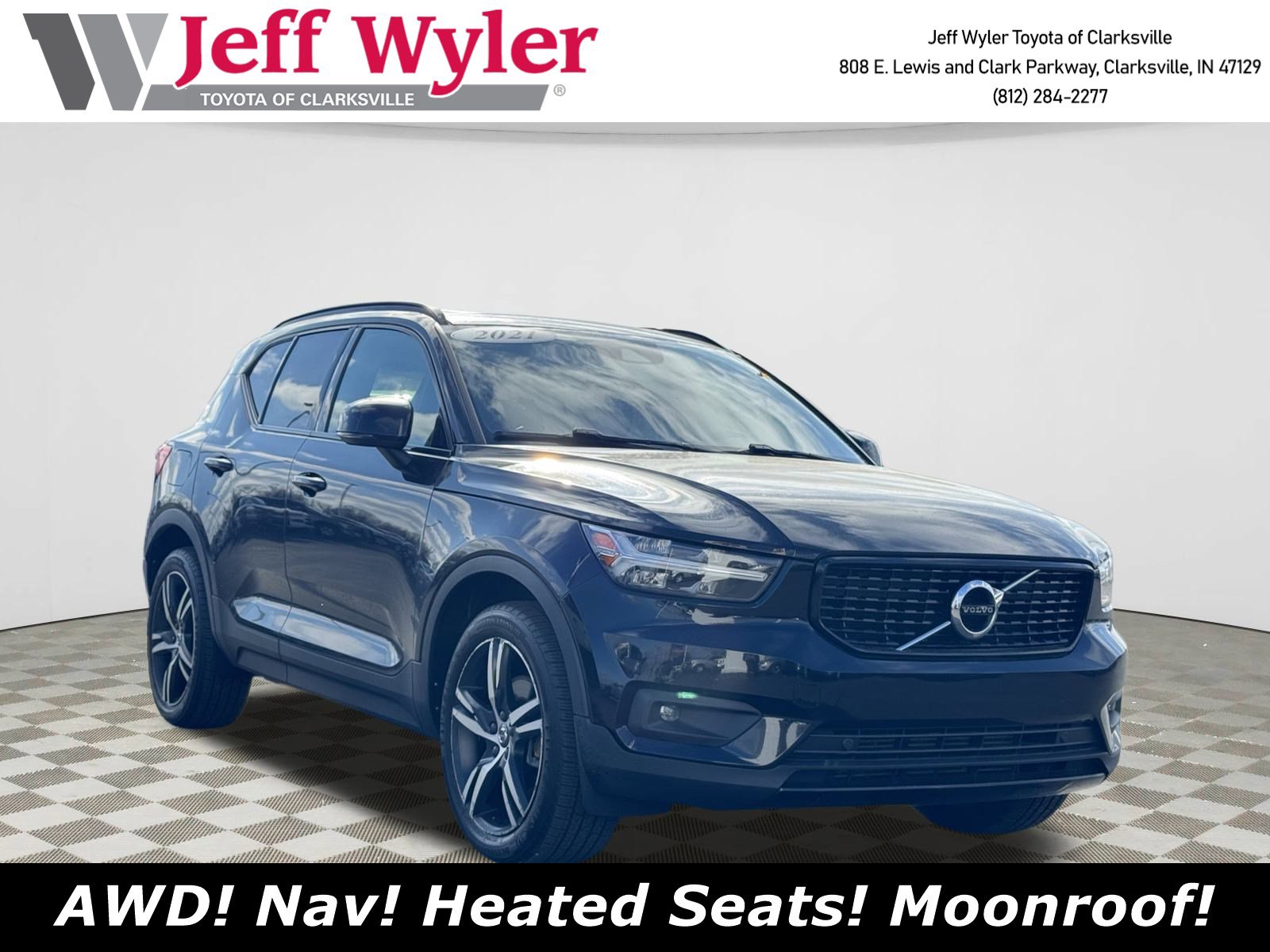 2021 Volvo XC40 R-Design's photo