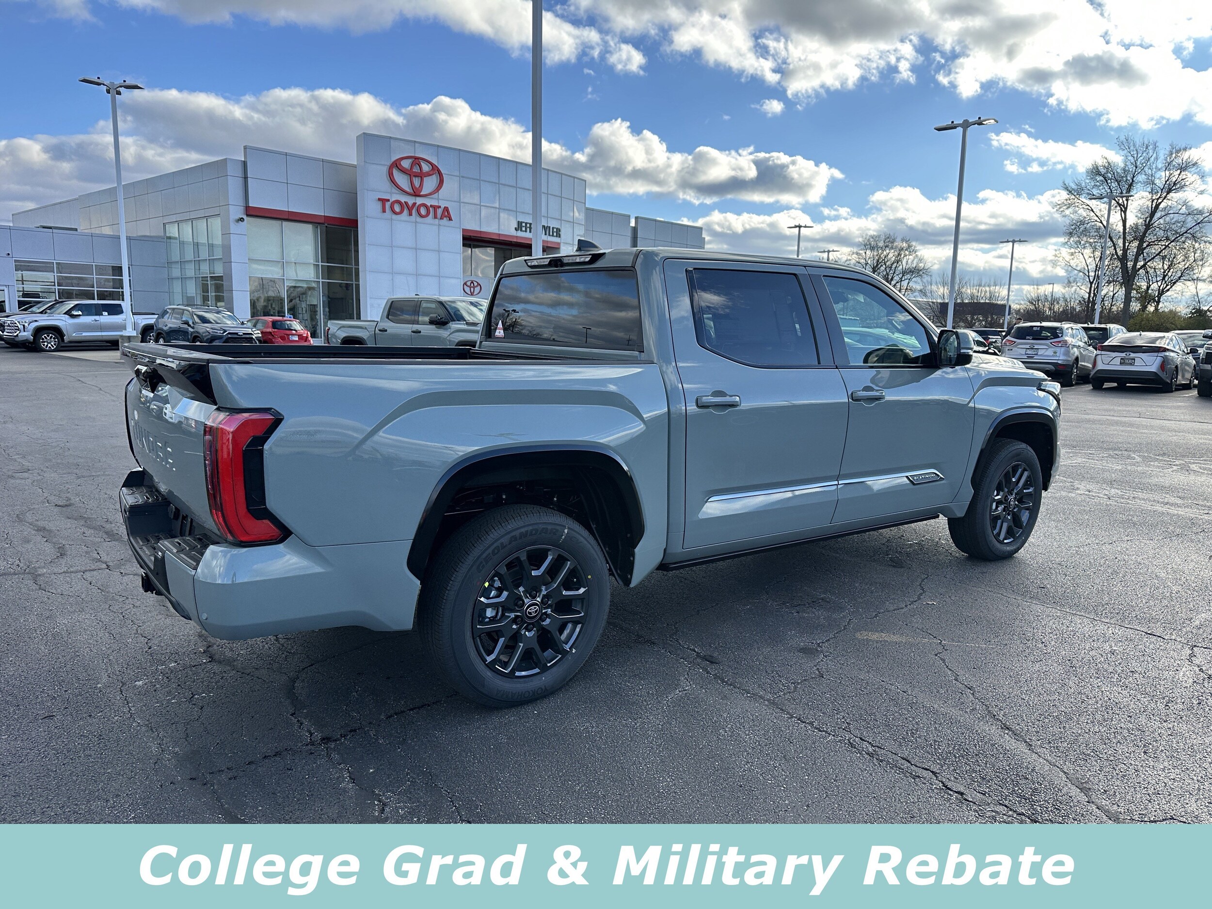 2026 Toyota Tundra Platinum CrewMax photo 3