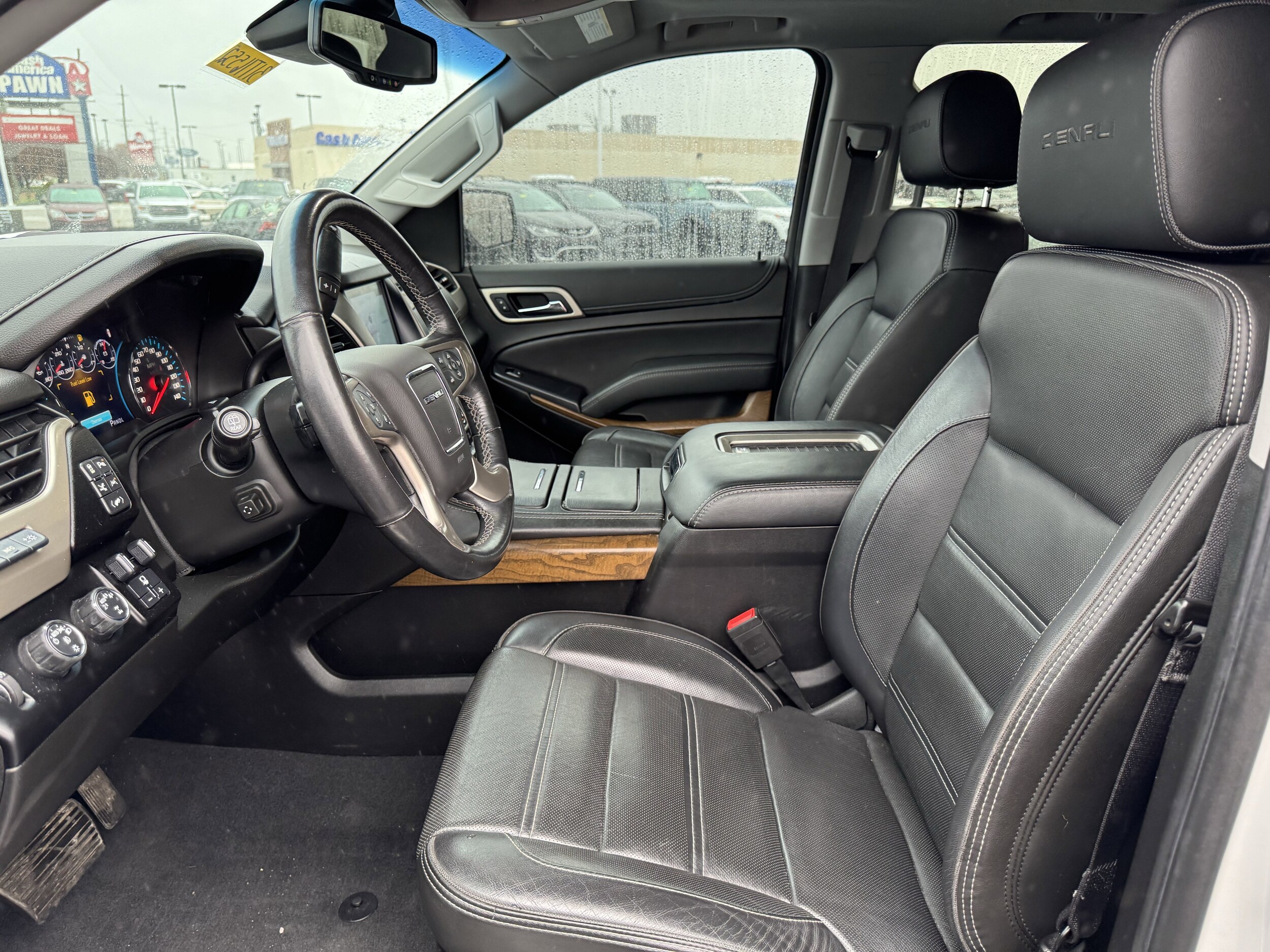 2019 Gmc Yukon Denali photo 4