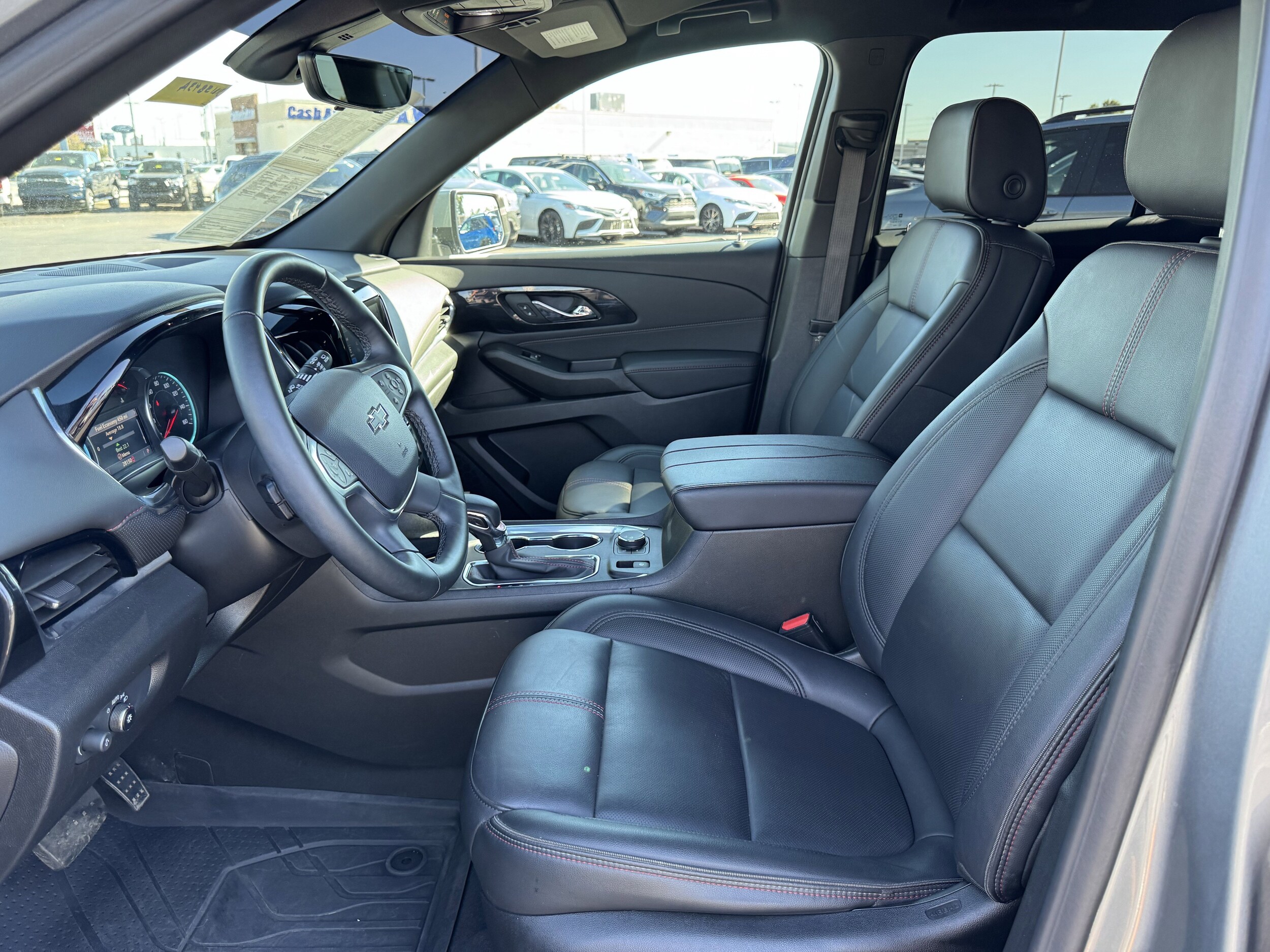 2023 Chevrolet Traverse RS photo 4