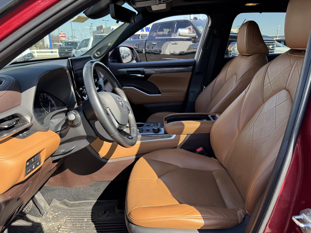 Used 2020 Toyota Highlander Platinum SUV