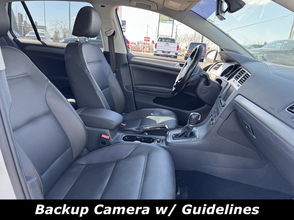 Used 2016 Volkswagen Golf TSI SE 4D Automatic Hatchback