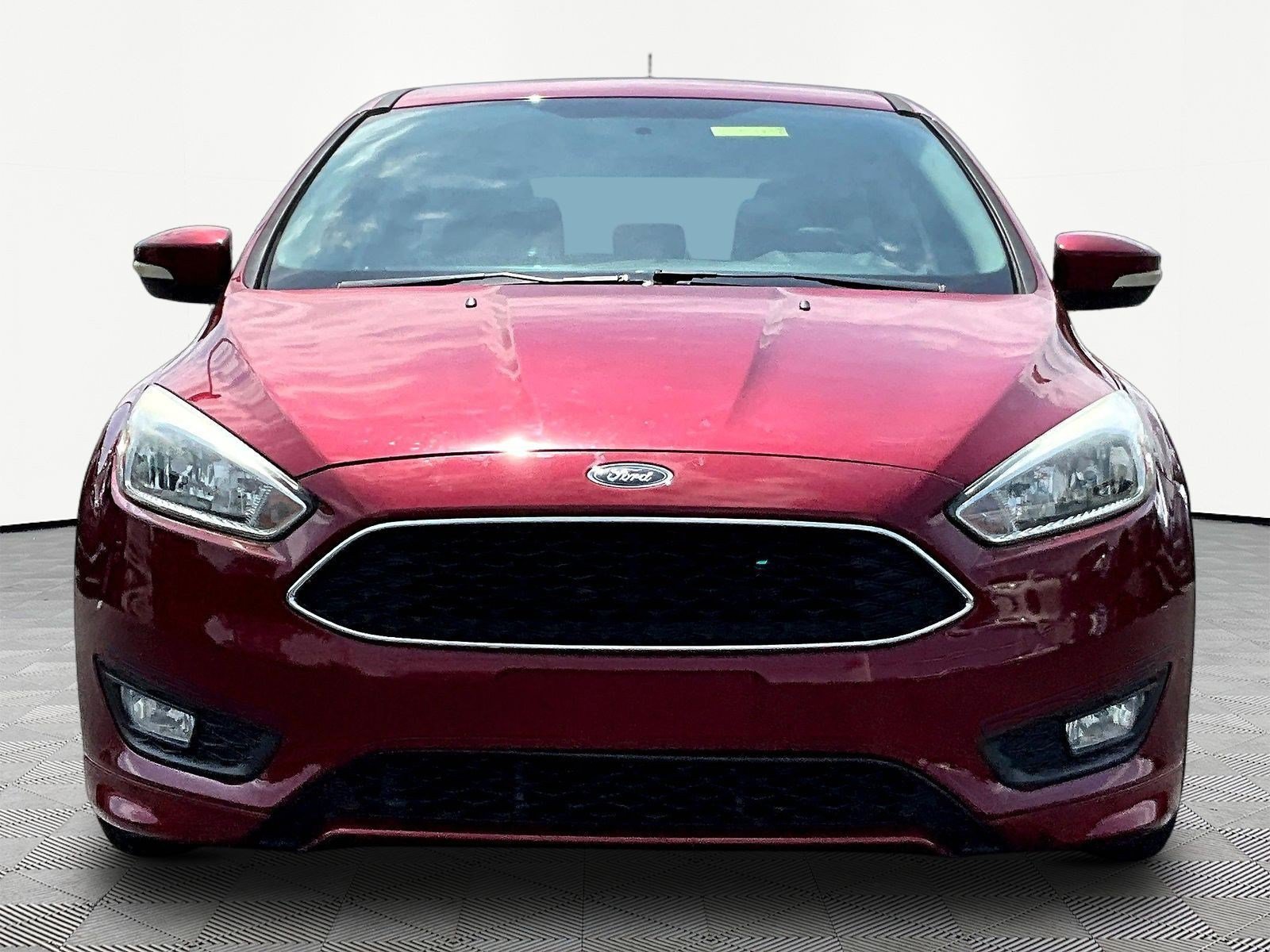 Used 2015 Ford Focus SE with VIN 1FADP3K27FL379251 for sale in Clarksville, IN