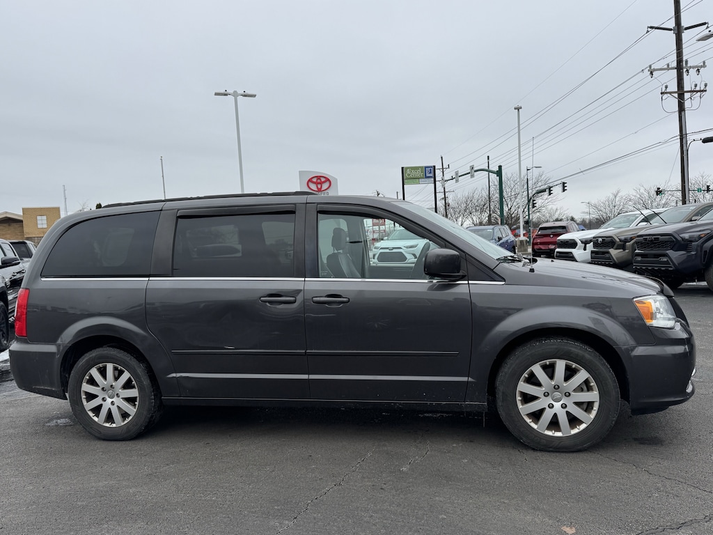 Used 2015 Chrysler Town & Country LX Van