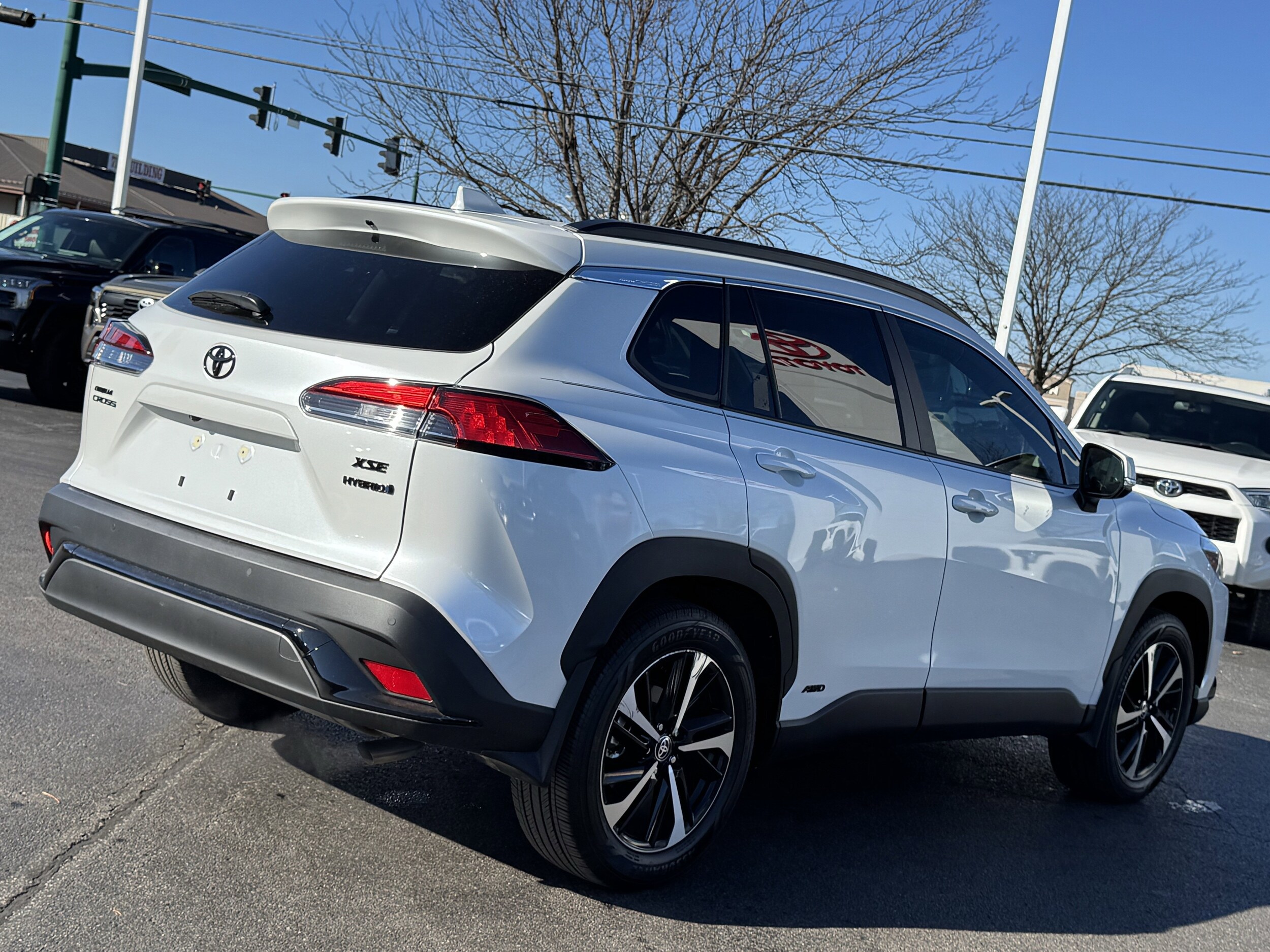 2024 Toyota Corolla Hybrid XSE photo 2