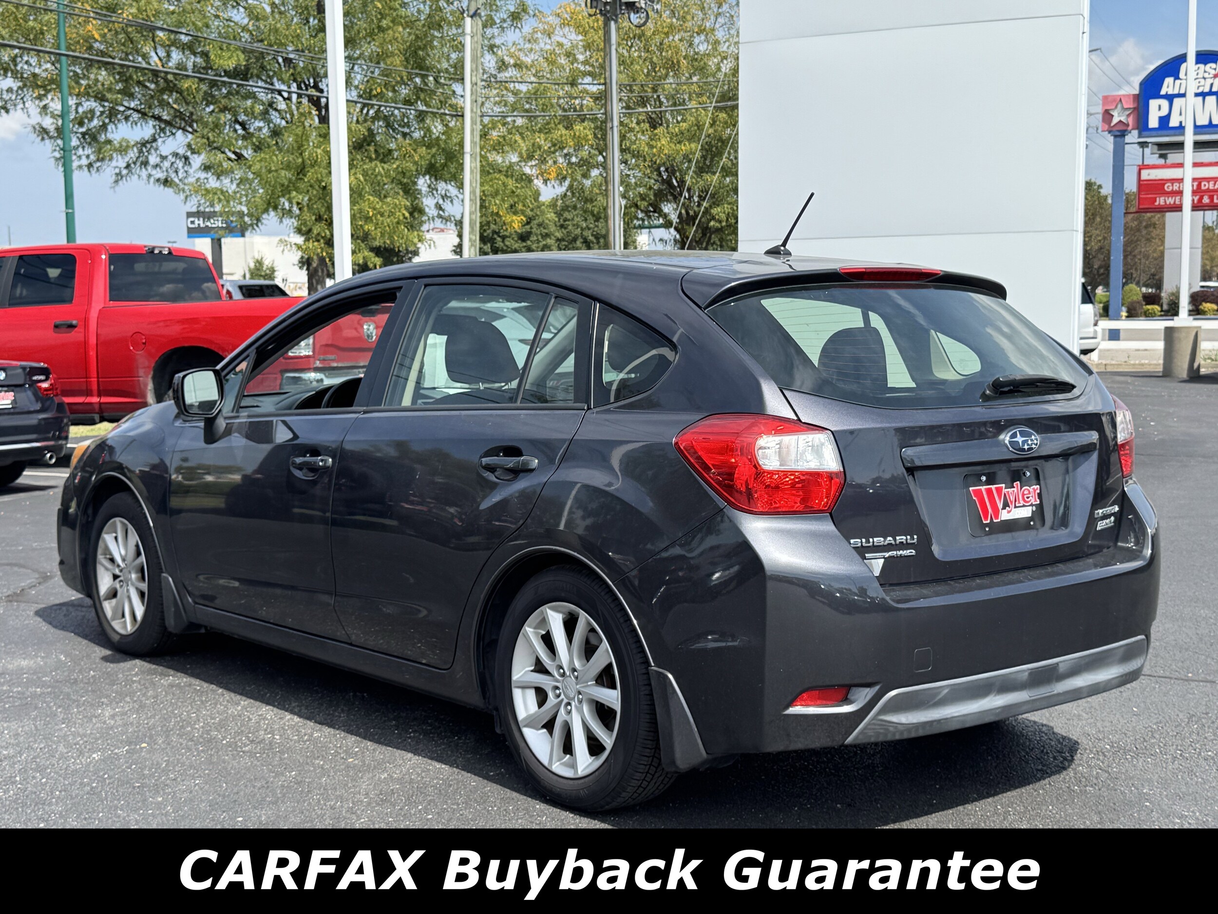 2014 Subaru Impreza 2.0i Premium photo 2