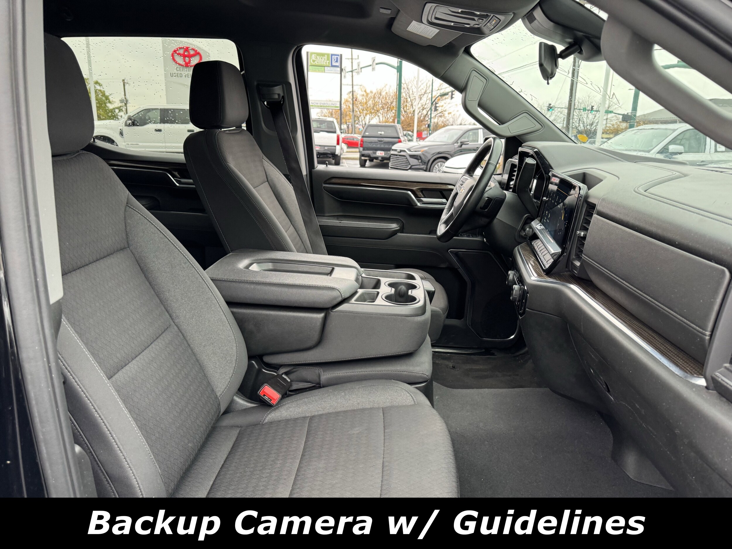 2023 Chevrolet Silverado 1500 photo 3