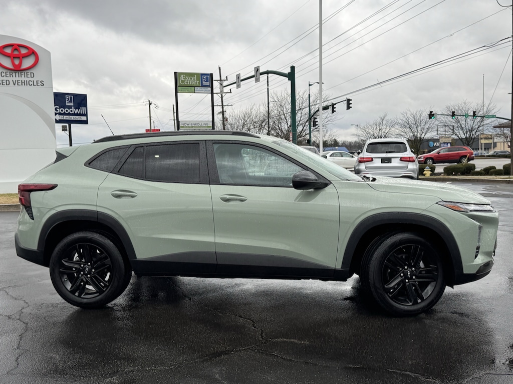 Used 2025 Chevrolet Trax ACTIV SUV