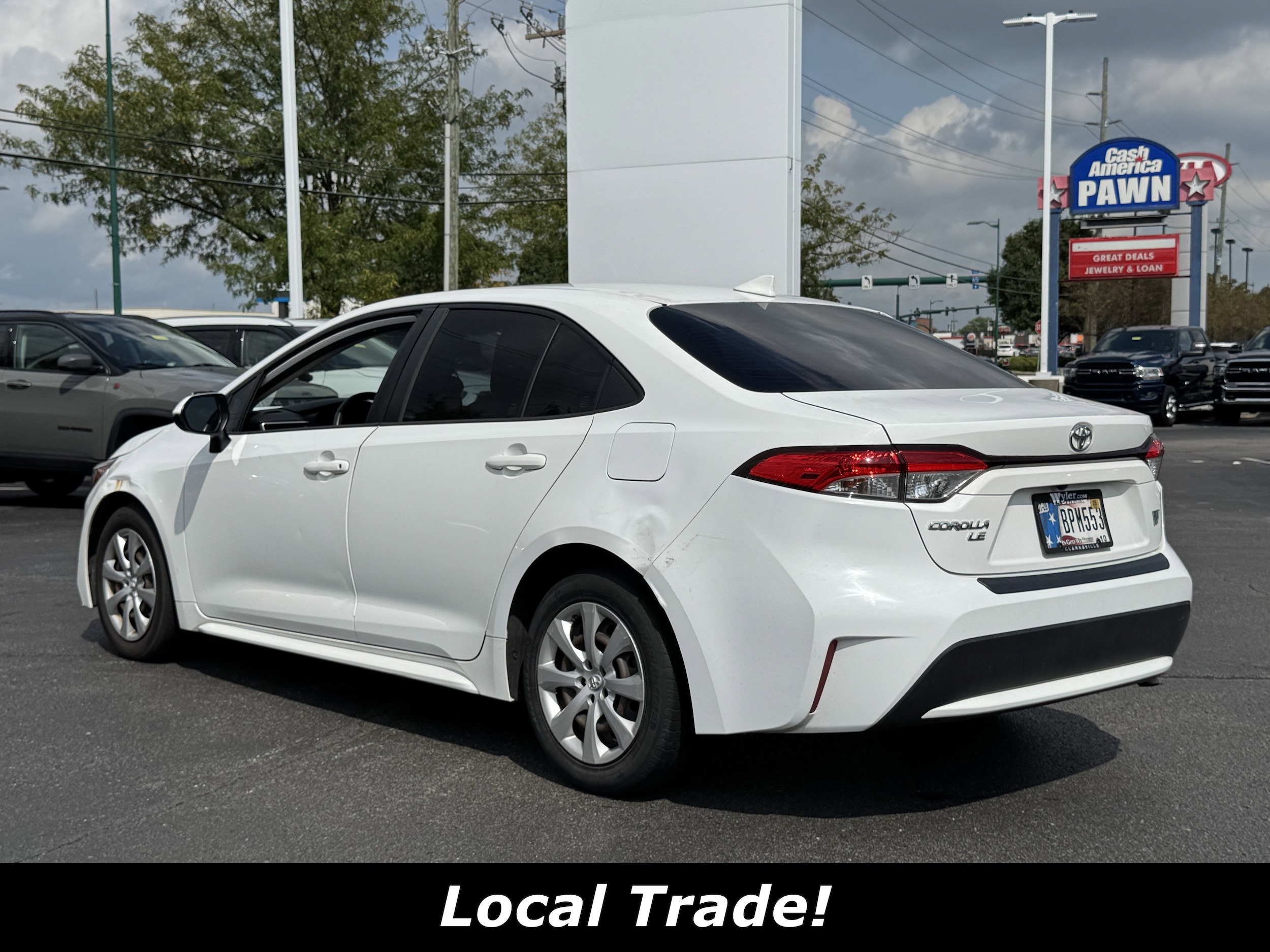 2020 Toyota Corolla LE photo 2