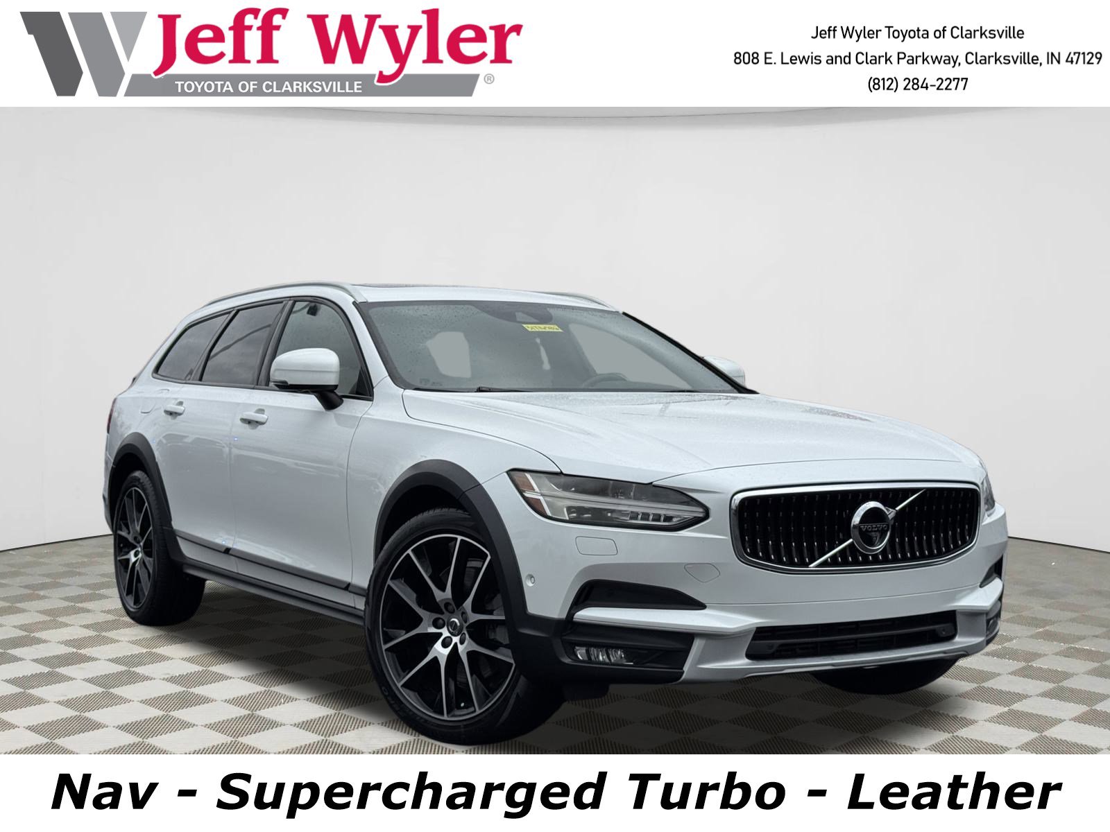2018 Volvo V90 Cross Country's photo