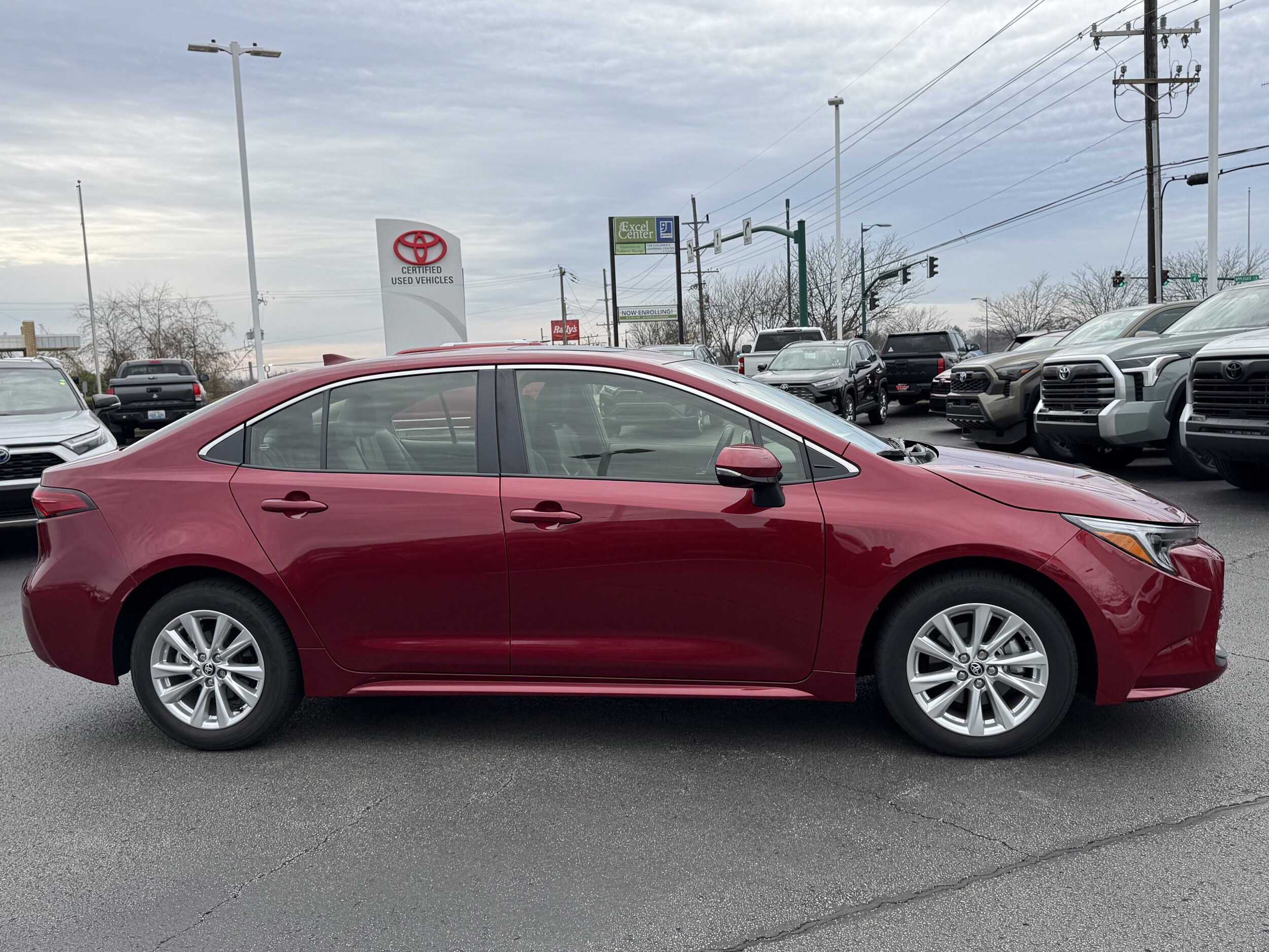 2024 Toyota Corolla Hybrid photo 3