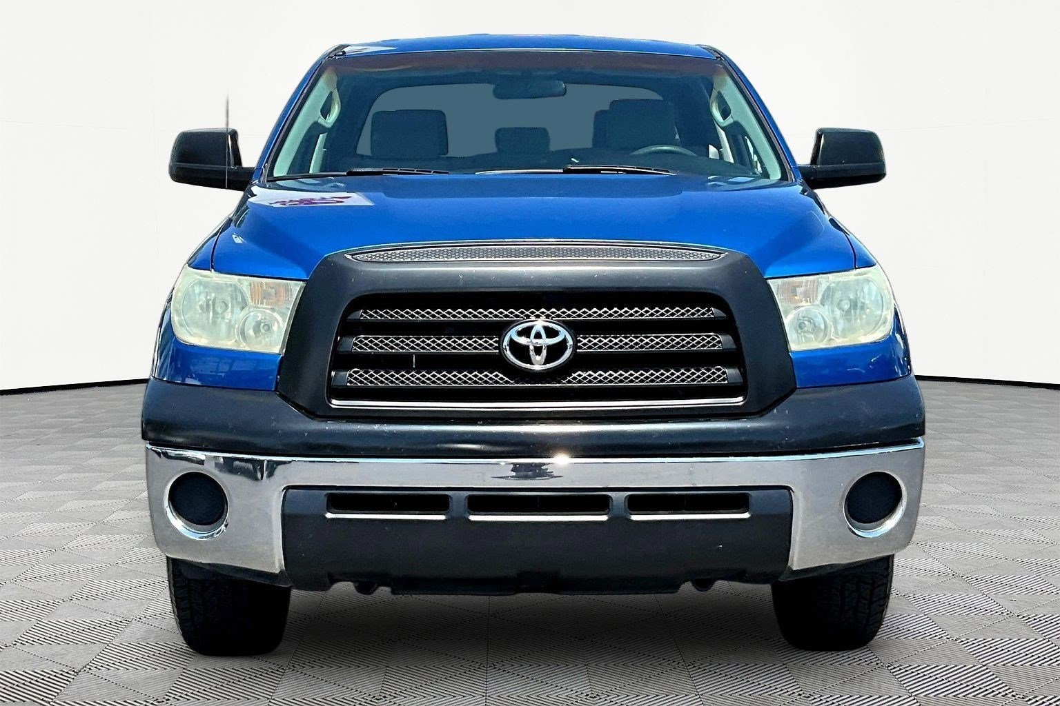 Used 2008 Toyota Tundra SR5 with VIN 5TFRT54178X021445 for sale in Clarksville, IN