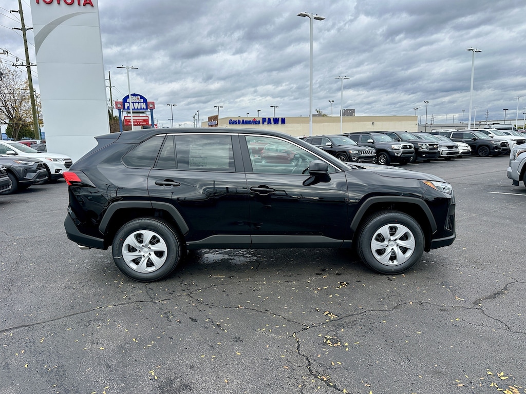 New 2025 Toyota RAV4 LE SUV