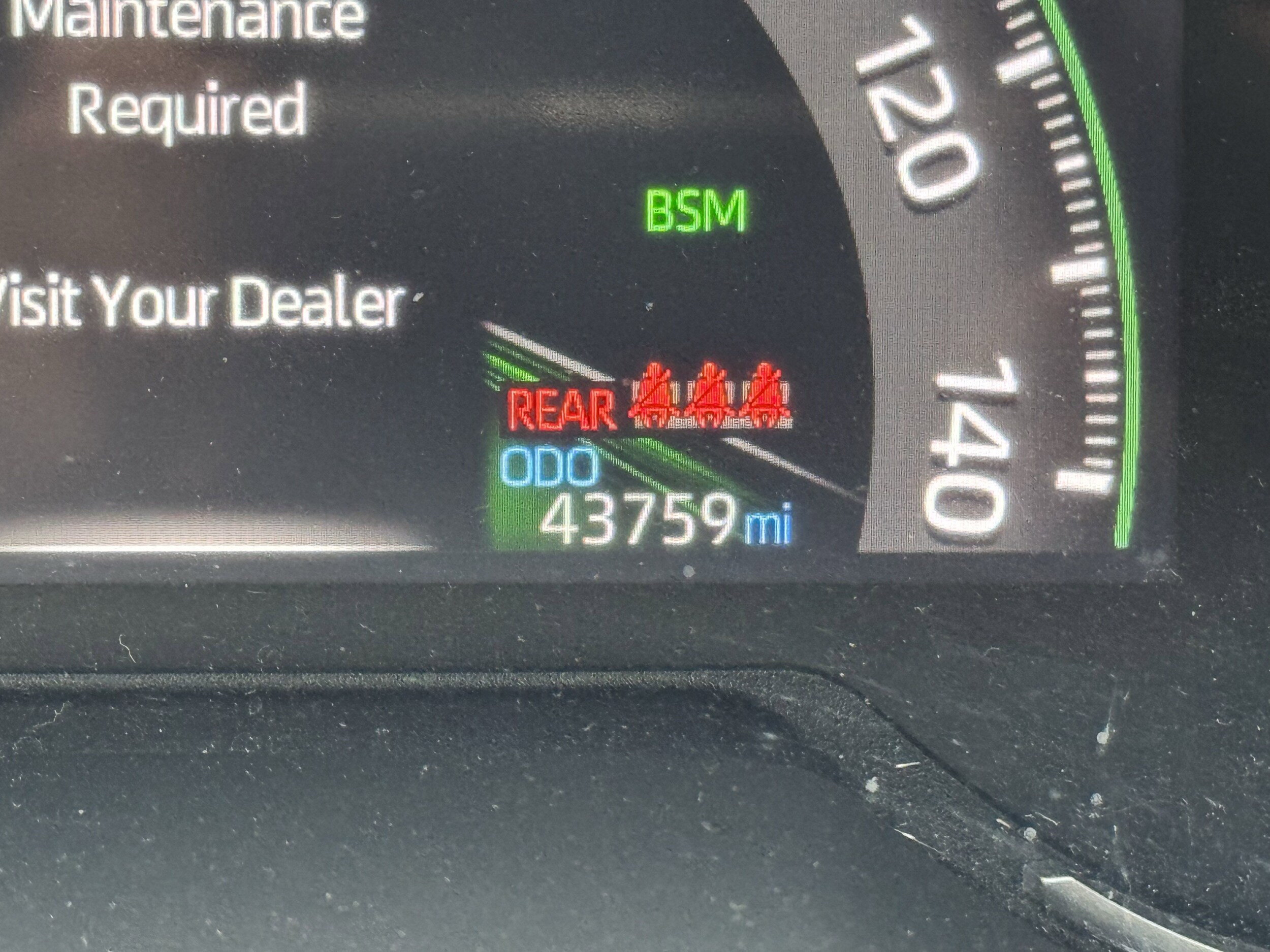 2023 Toyota RAV4 Hybrid XSE photo 4