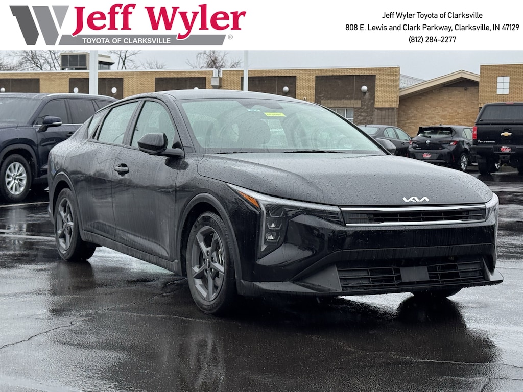 Used 2025 Kia K4 LXS Sedan