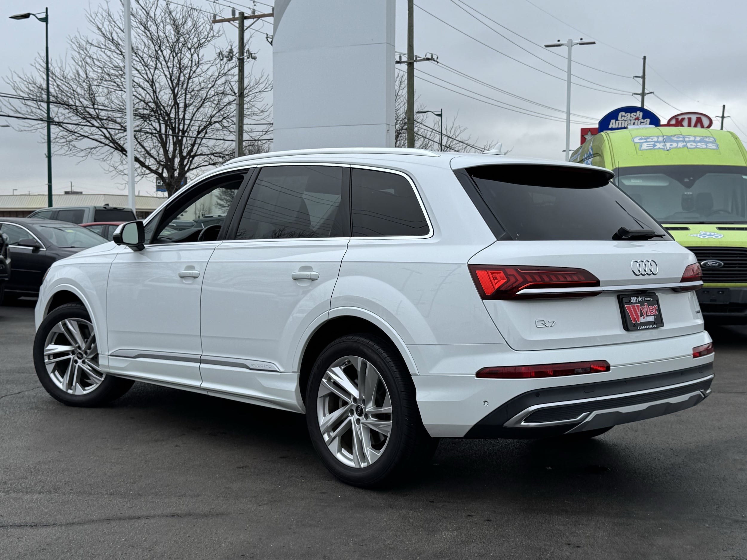 2022 Audi Q7 Premium Plus - Photo 17