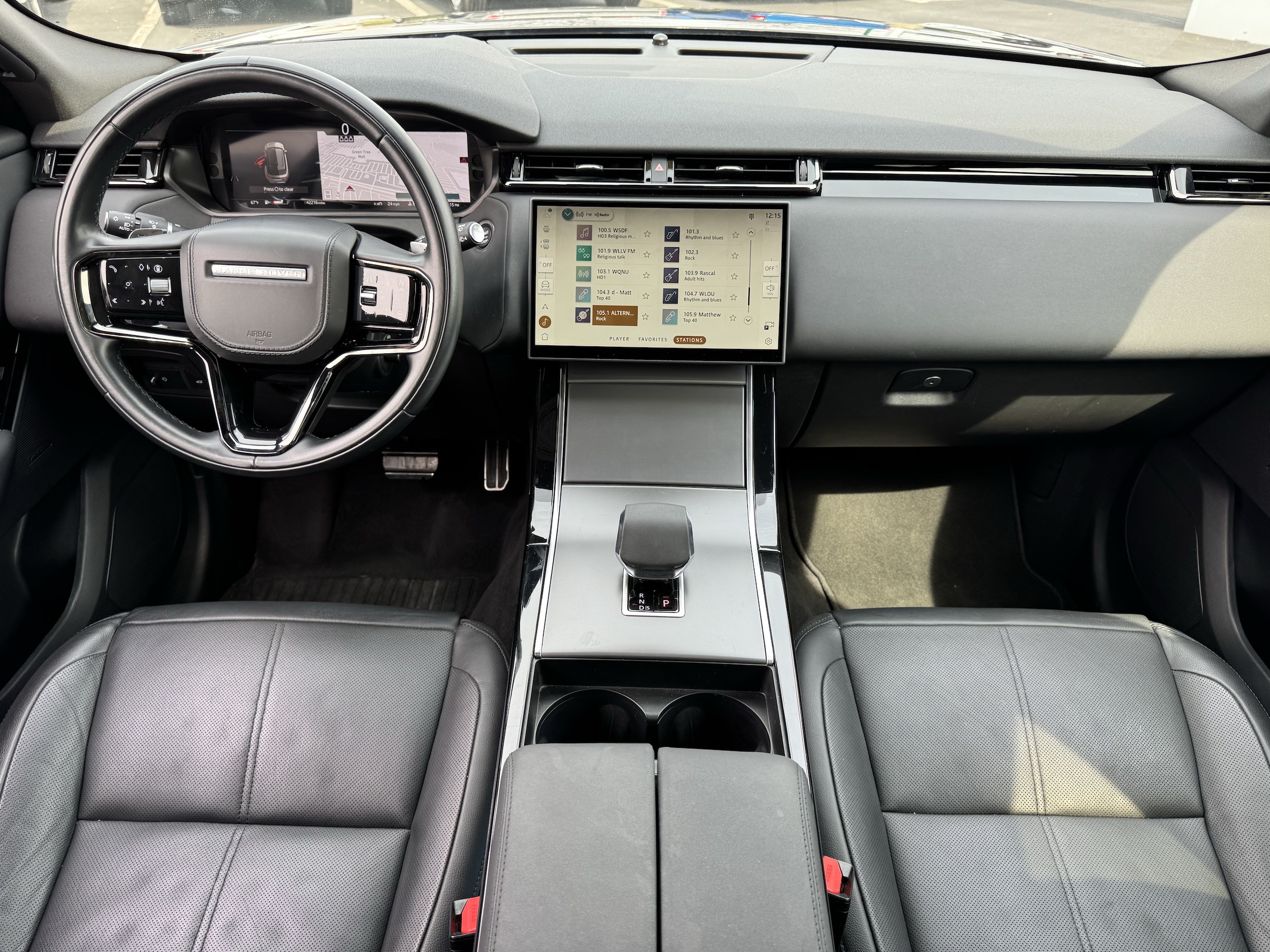 2025 Land Rover Range Rover Velar Dynamic SE - Photo 24